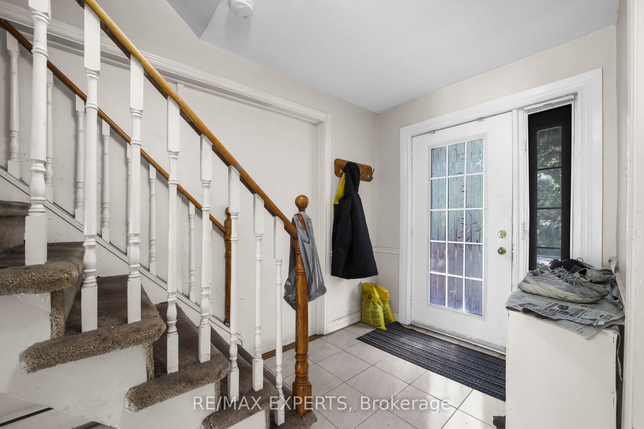 16 Bellehaven Crescent, Toronto, ON M1M 1H3 photo 2