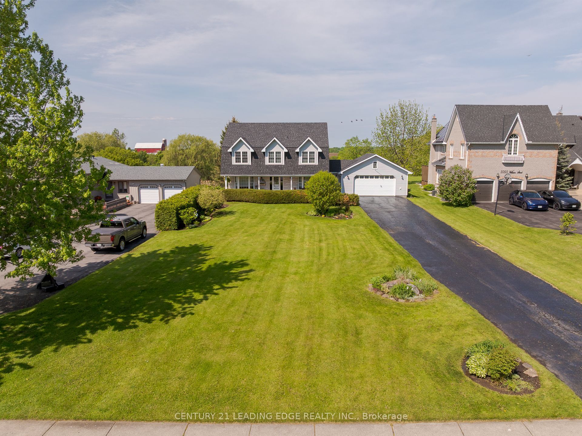 5048 William Street, Pickering, ON L1Y 1B2 photo 3