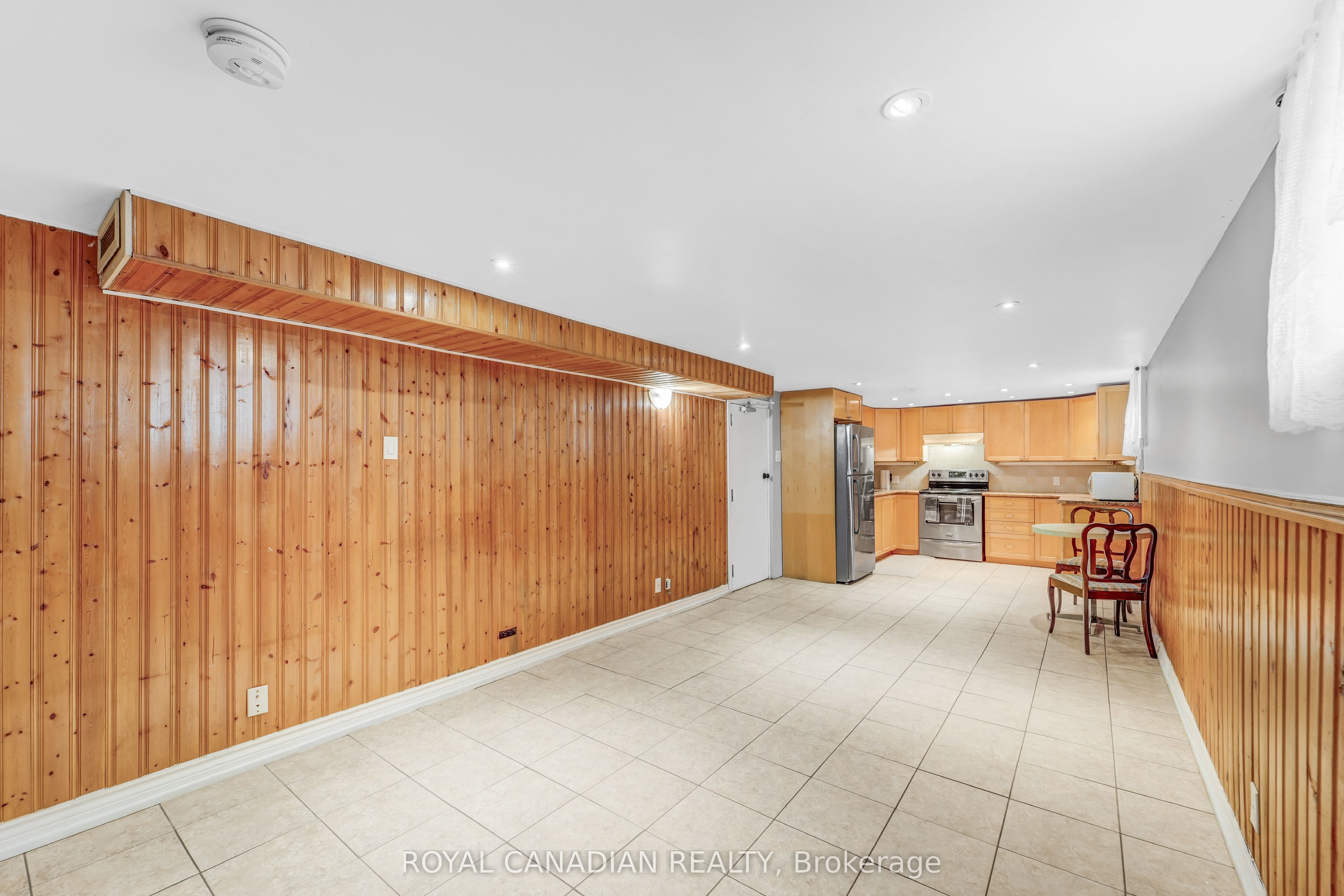 115 Darlingside Drive BSMT, Toronto, ON M1E 3P4 photo 2