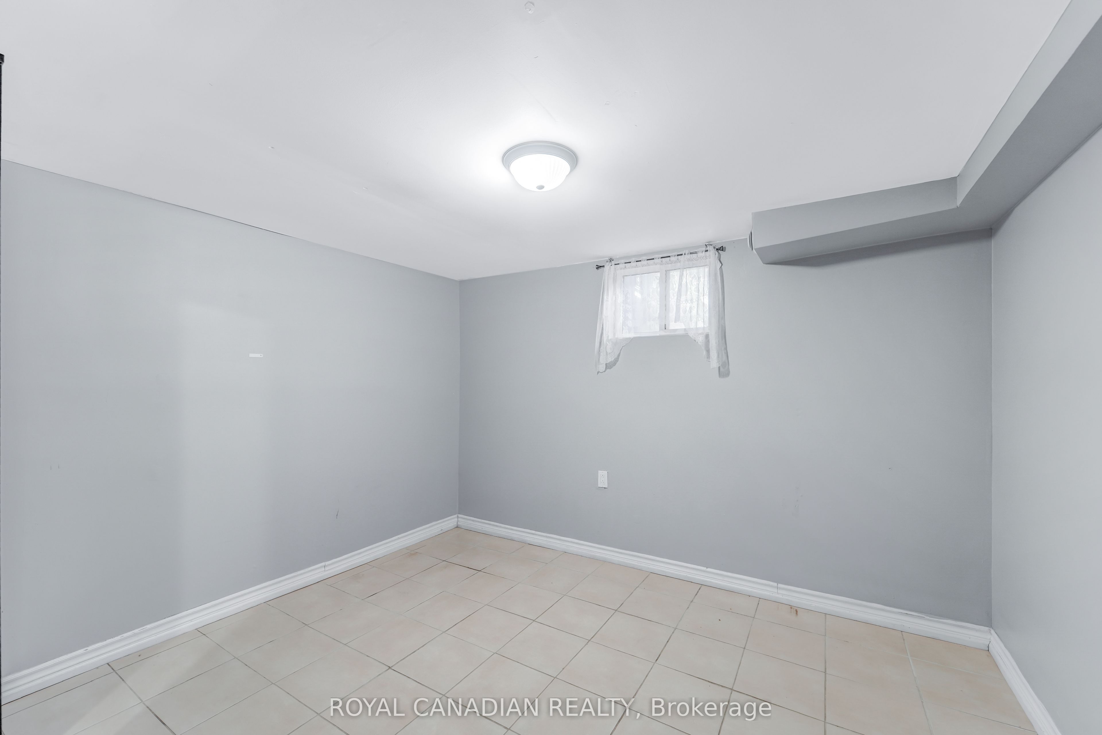 115 Darlingside Drive BSMT, Toronto, ON M1E 3P4 photo 5