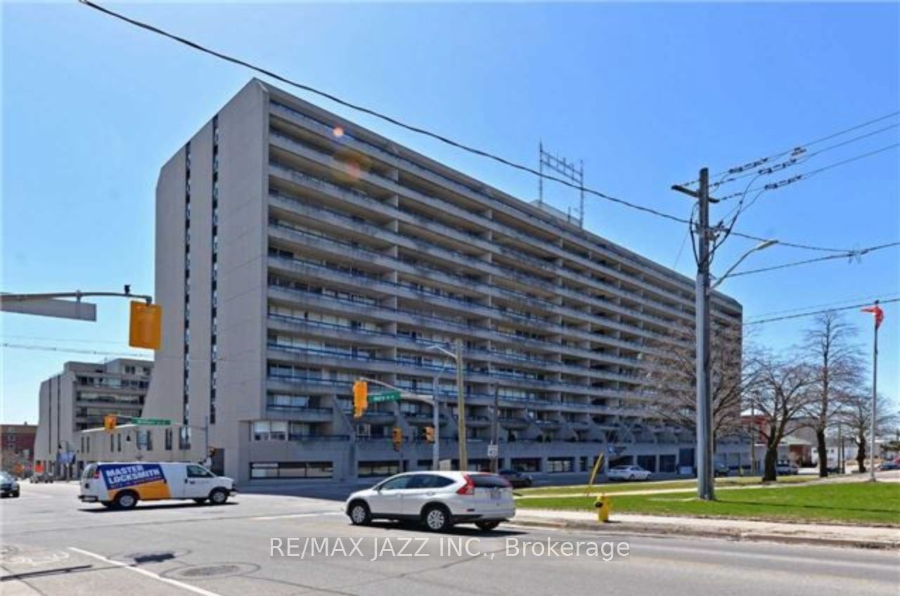 55 William Street E 716, Oshawa, ON L1G 7C9