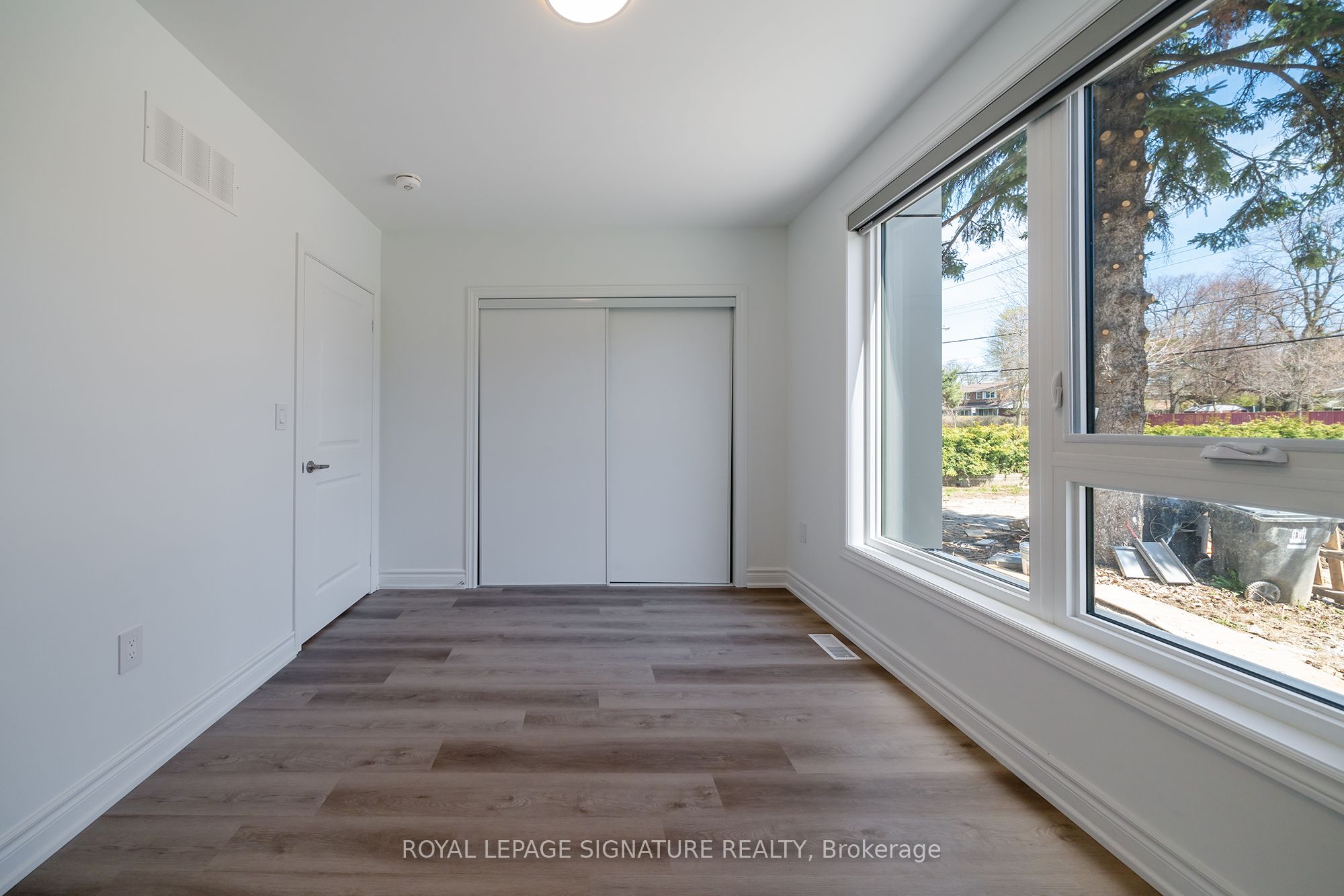 2052 Pharmacy Avenue 3, Toronto, ON M1T 1H8 photo 5