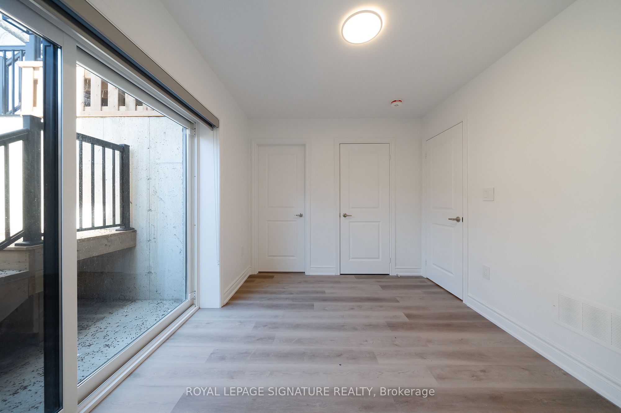 2052 Pharmacy Avenue 2, Toronto, ON M1T 1H8
