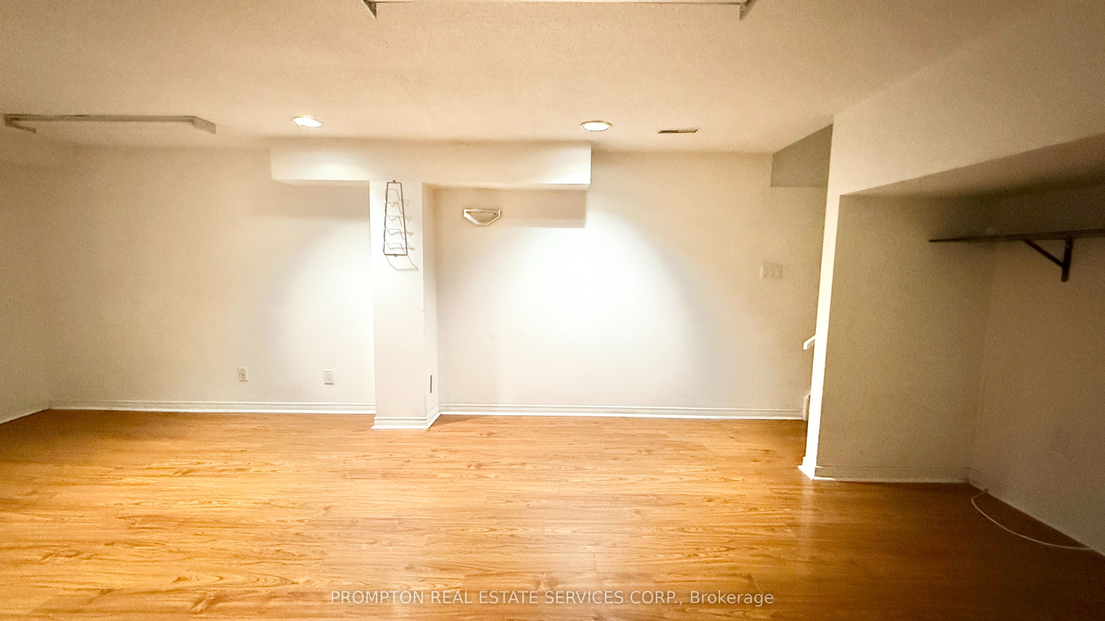 235 Roxanne Crescent, Toronto, ON M1V 4G5 photo 3