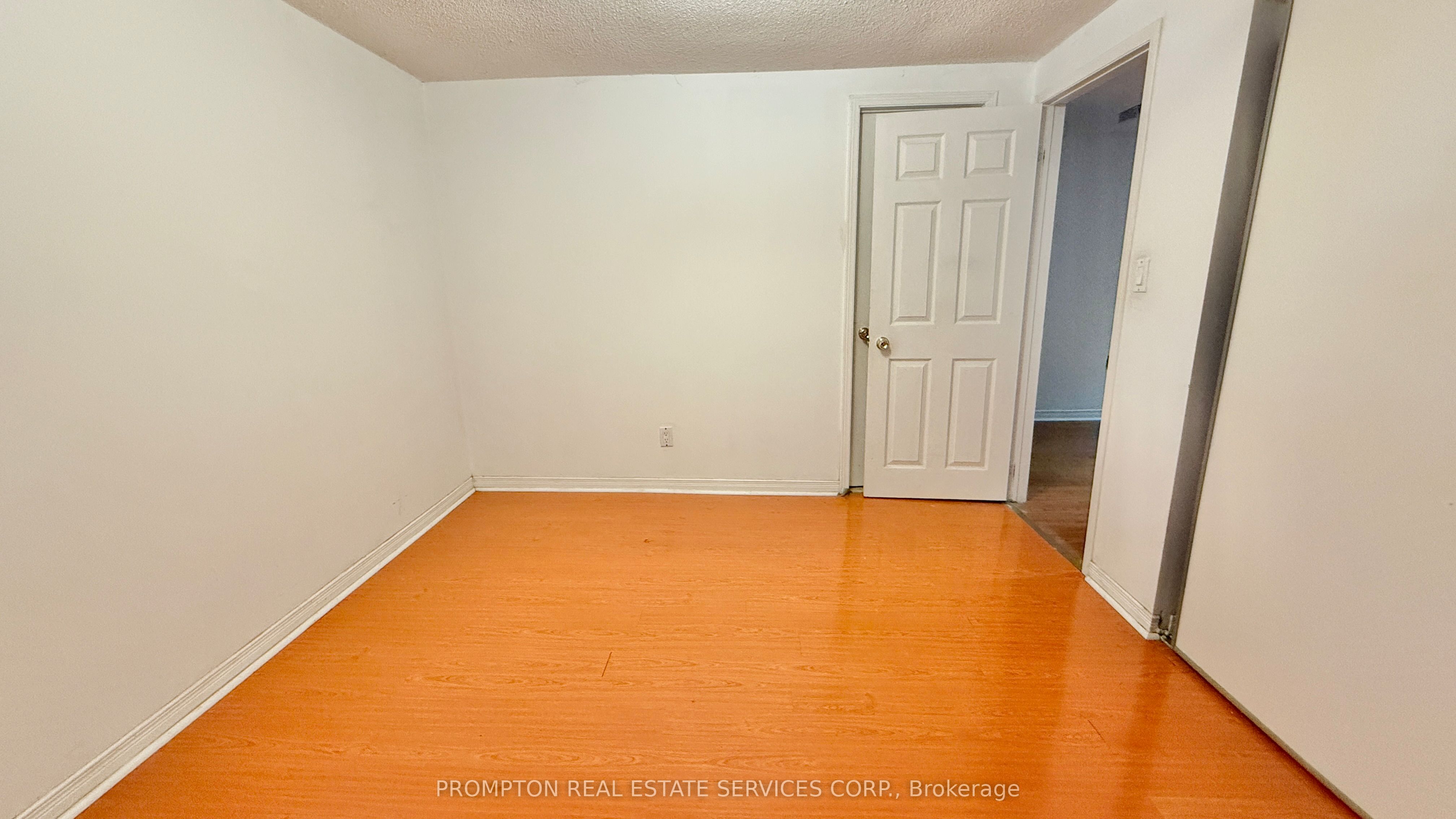 235 Roxanne Crescent, Toronto, ON M1V 4G5 photo 5