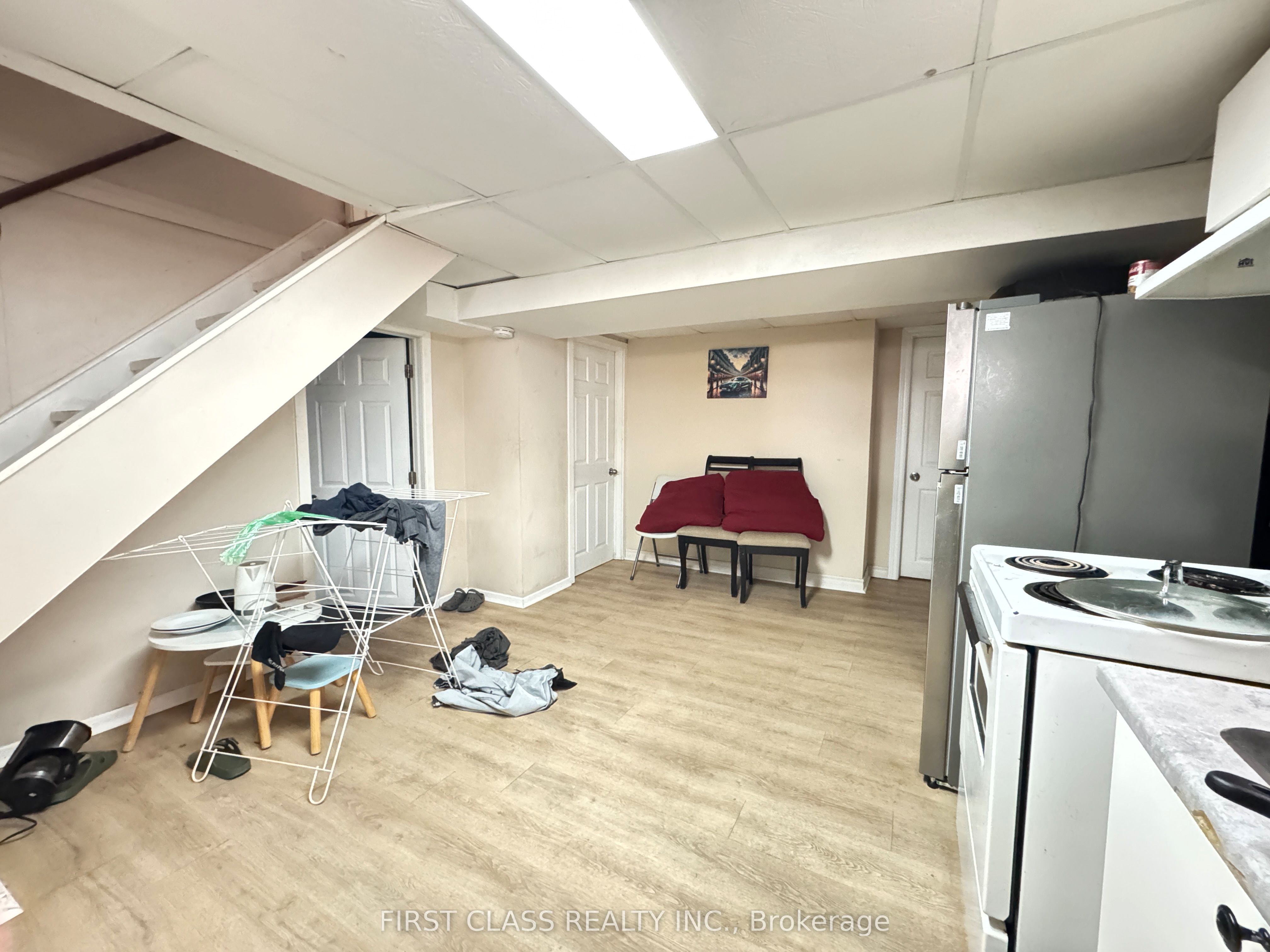 11 Ellington Drive Bsmt, Toronto, ON M1R 3X6 photo 4