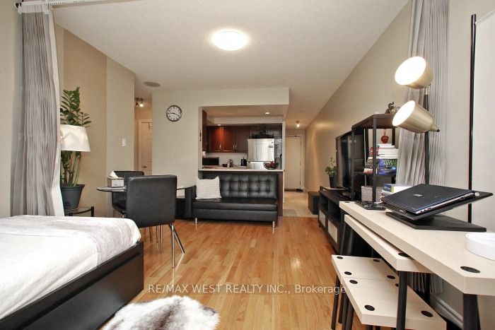 125 Omni Drive W 339, Toronto, ON M1P 5A9 photo 5