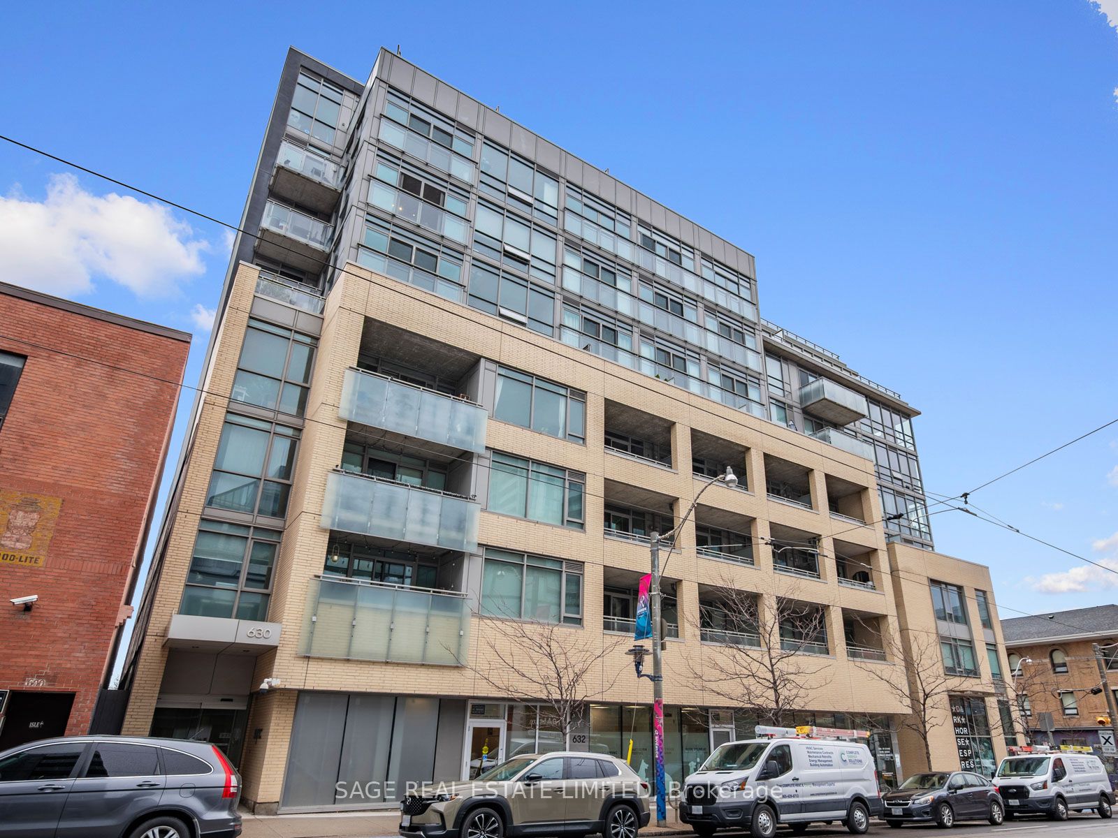 630 Queen East Street 411, Toronto, ON M4M 1G3