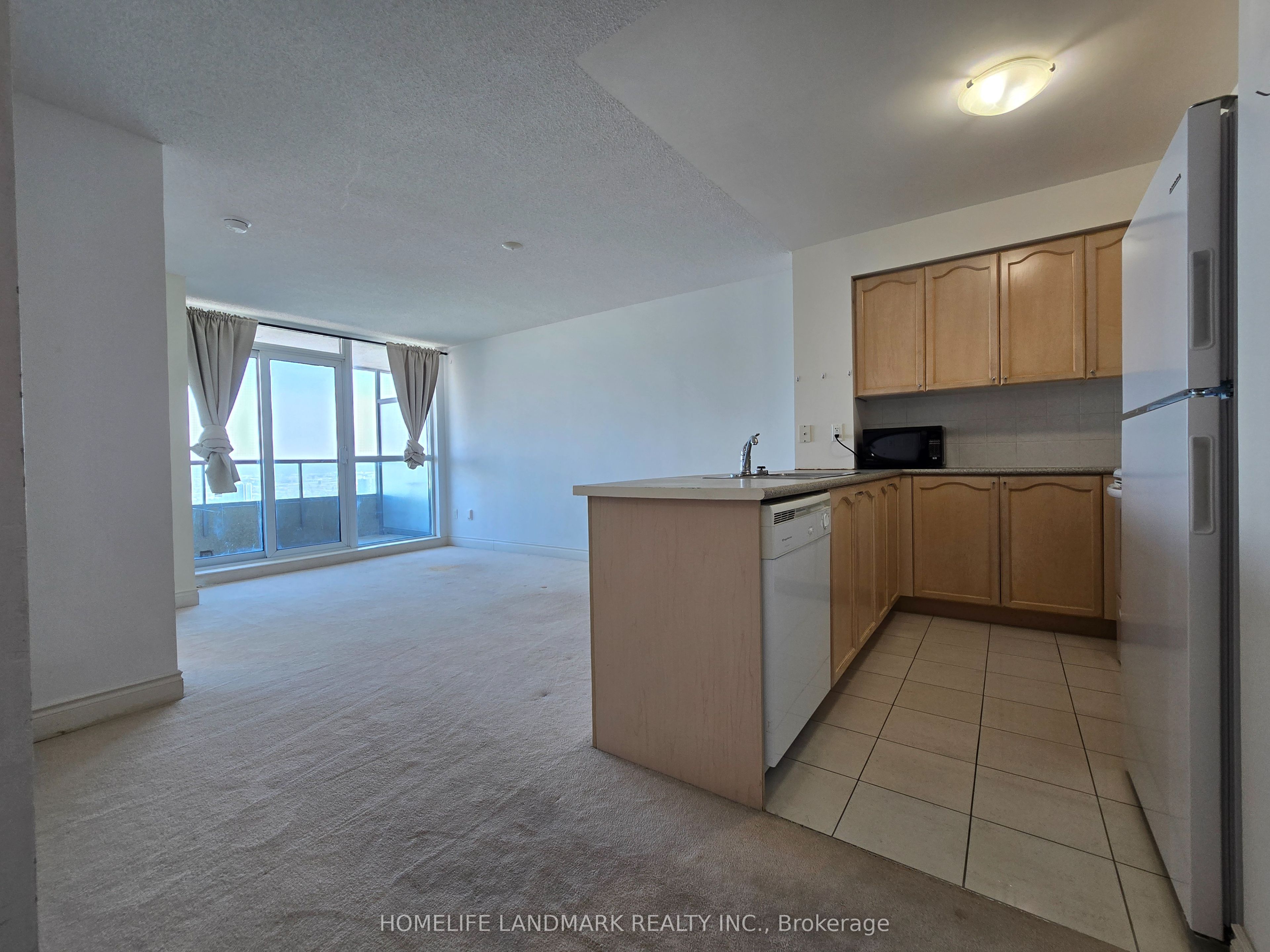 50 Brian Harrison Way 3206, Toronto, ON M1P 5J4 photo 2