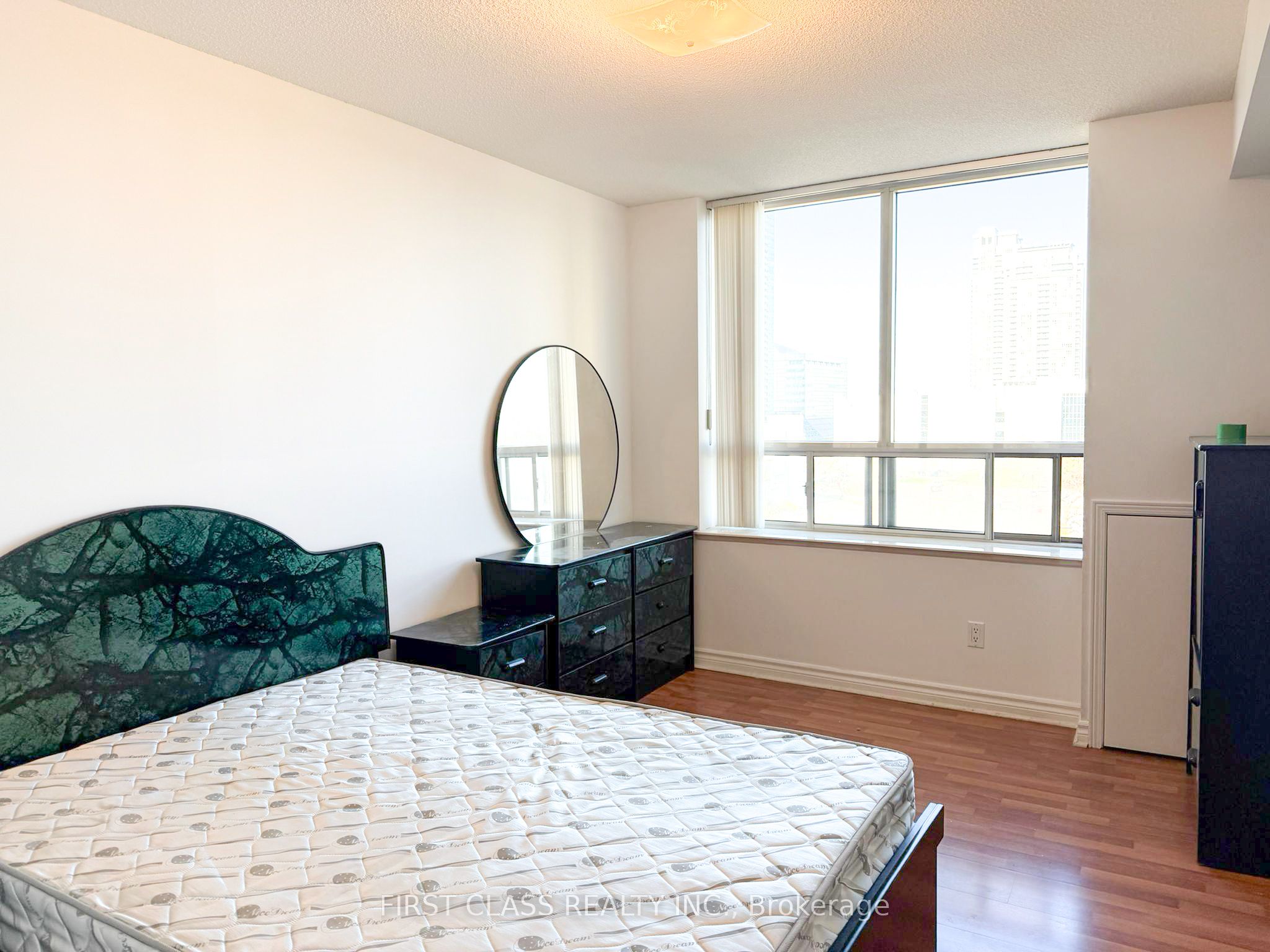 115 E Omni Drive 807, Toronto, ON M1P 5B4 photo 5