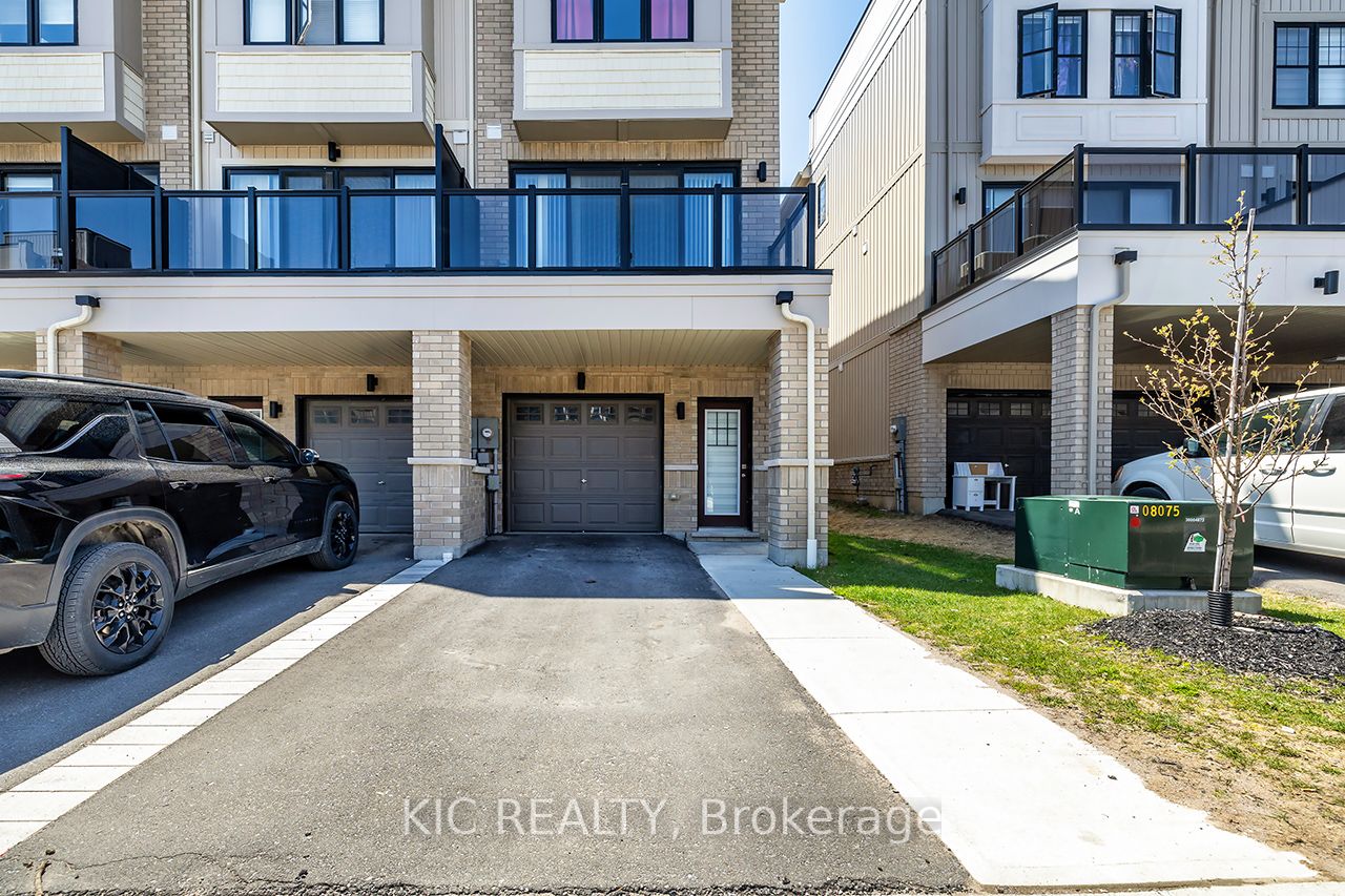 1557 Green Road, Clarington, ON L1C 7E5 photo 4