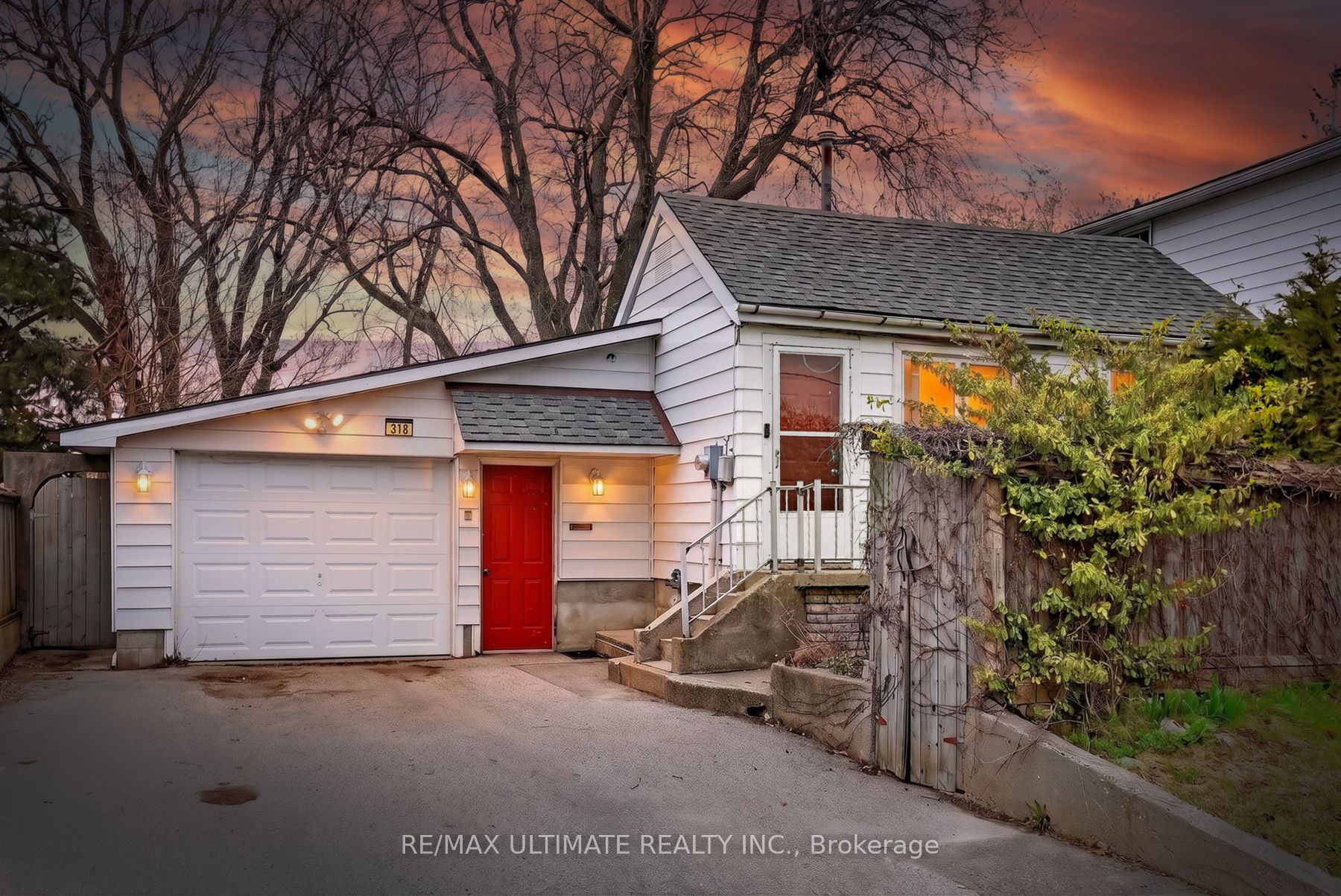 378 Kennedy Road, Toronto, ON M1K 2A5