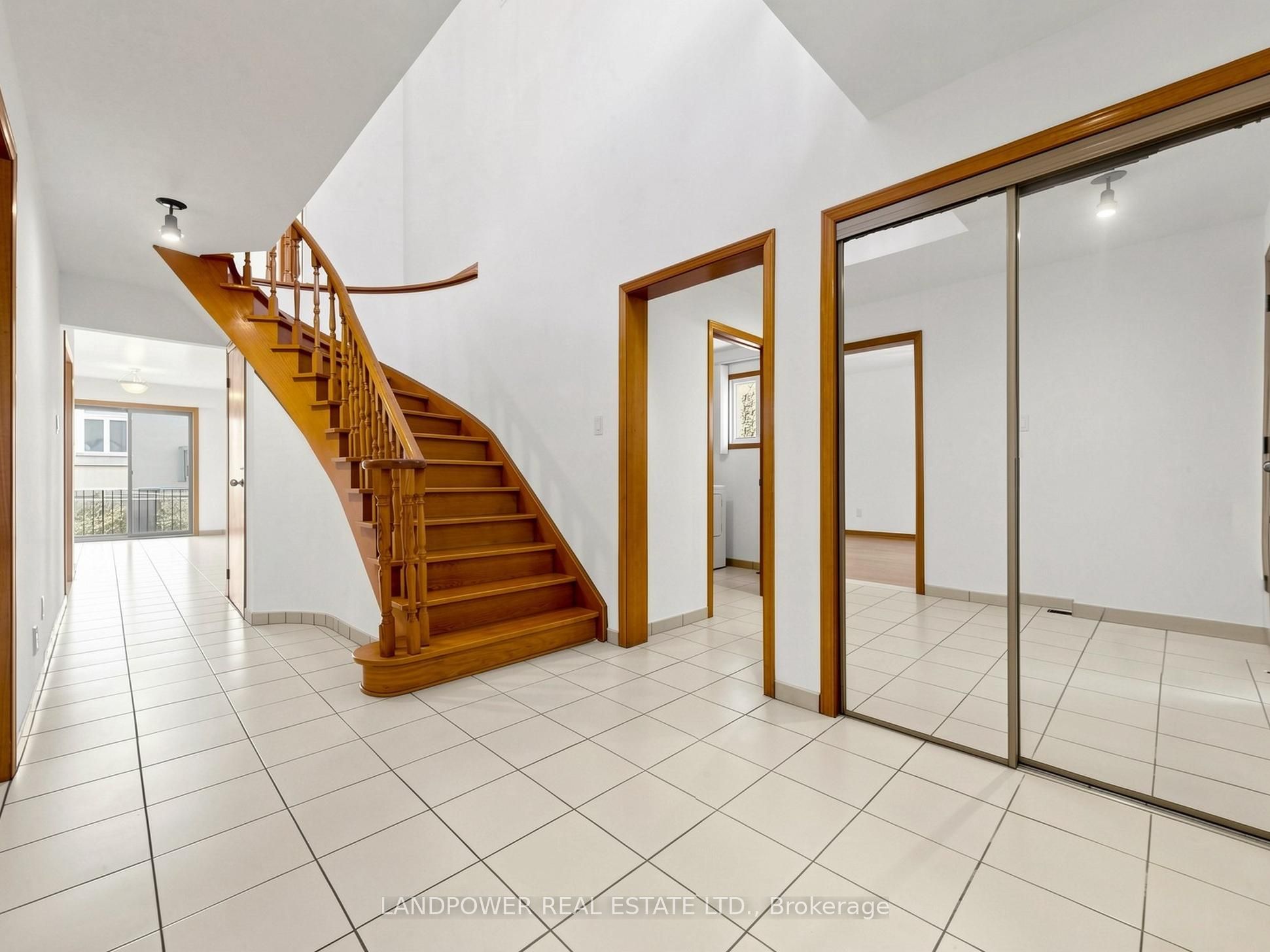 15 Coverdale Crescent, Toronto, ON M1V 2S6 photo 3