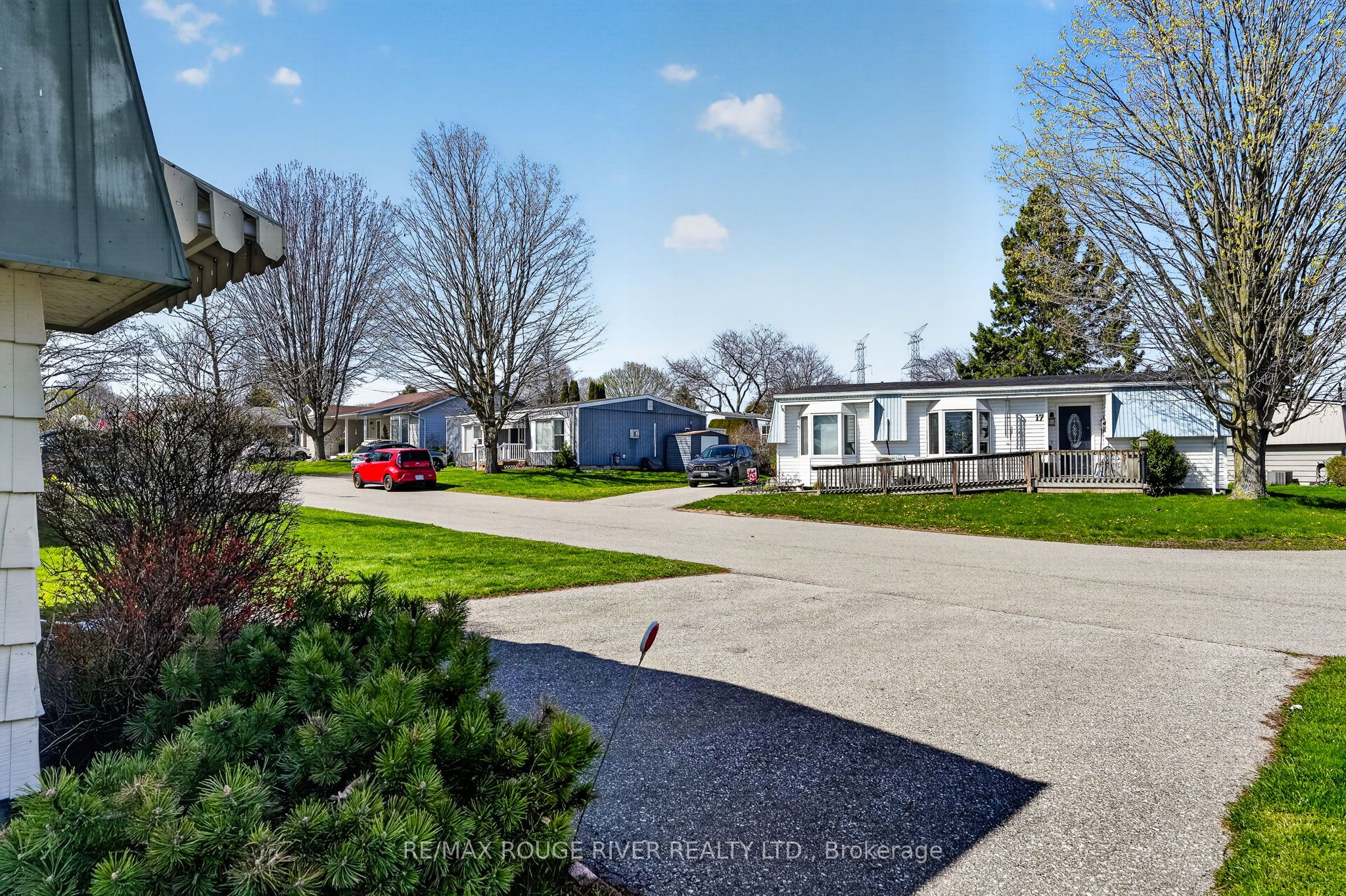 22 Eastbank Road, Clarington, ON L1B 1A4 photo 5