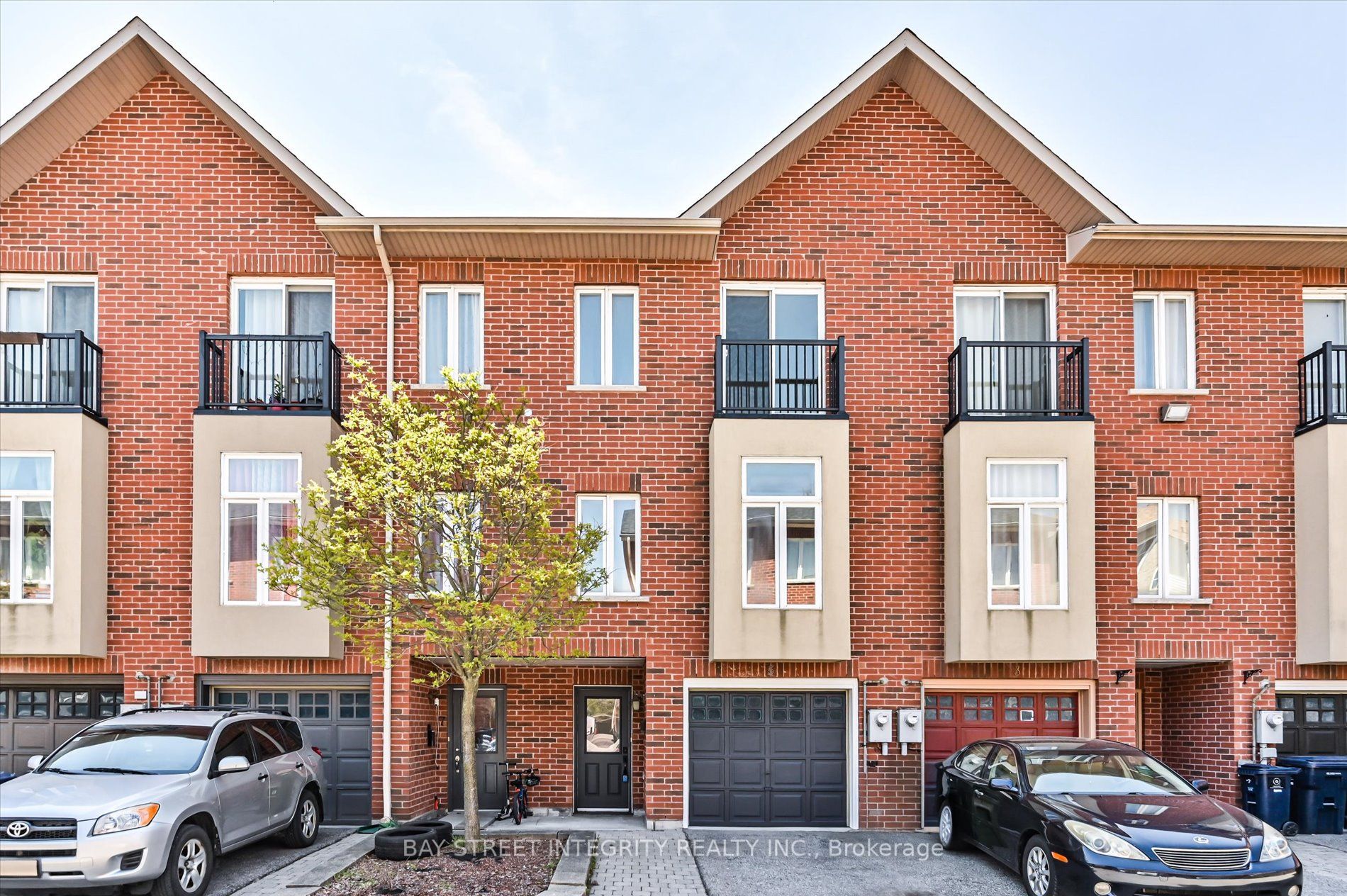 5 Pherrill Mews, Toronto E08, ON M1M 0B7