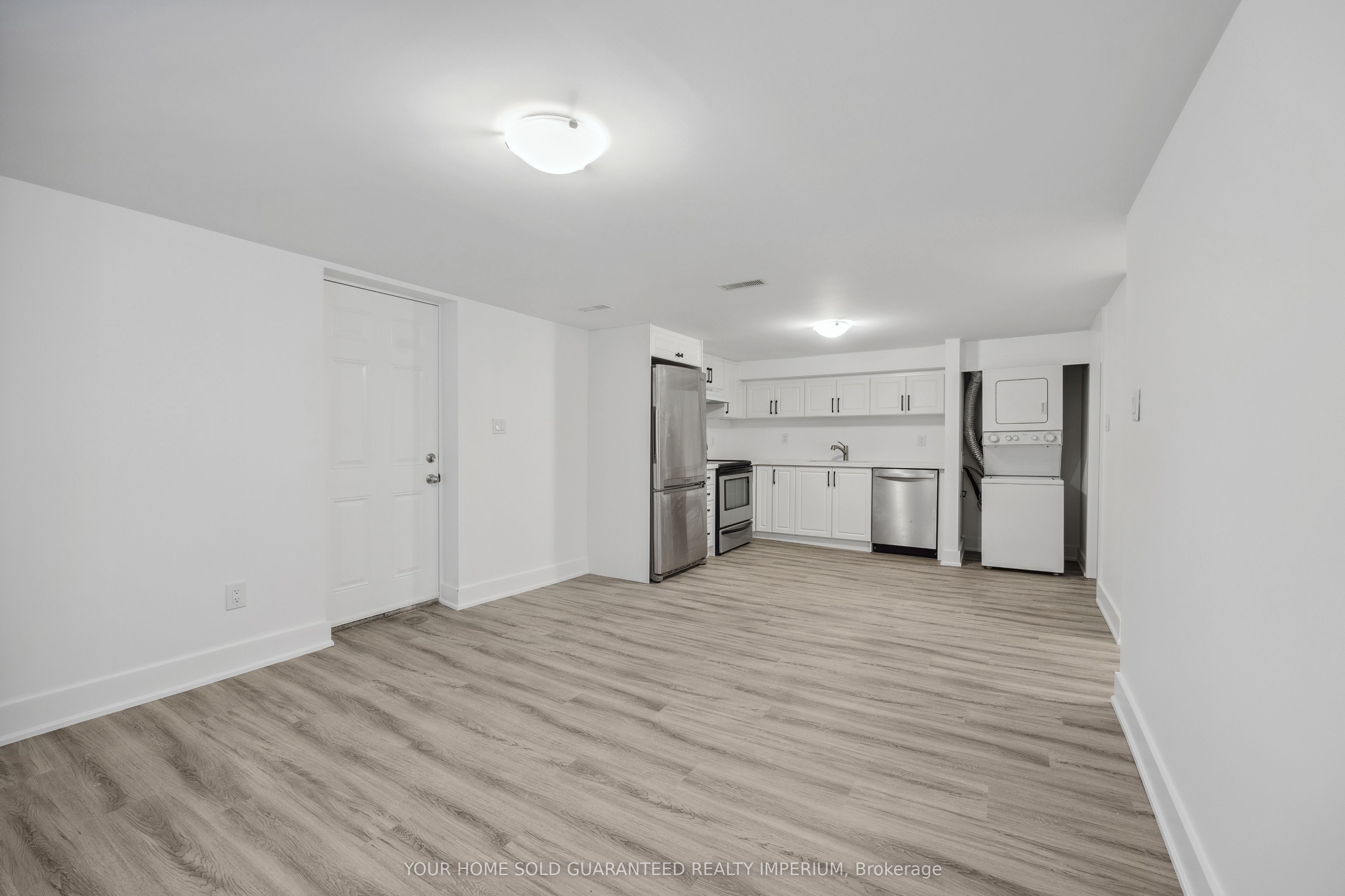 84 Taunton Road W 3, Oshawa, ON L1G 3T2 photo 4