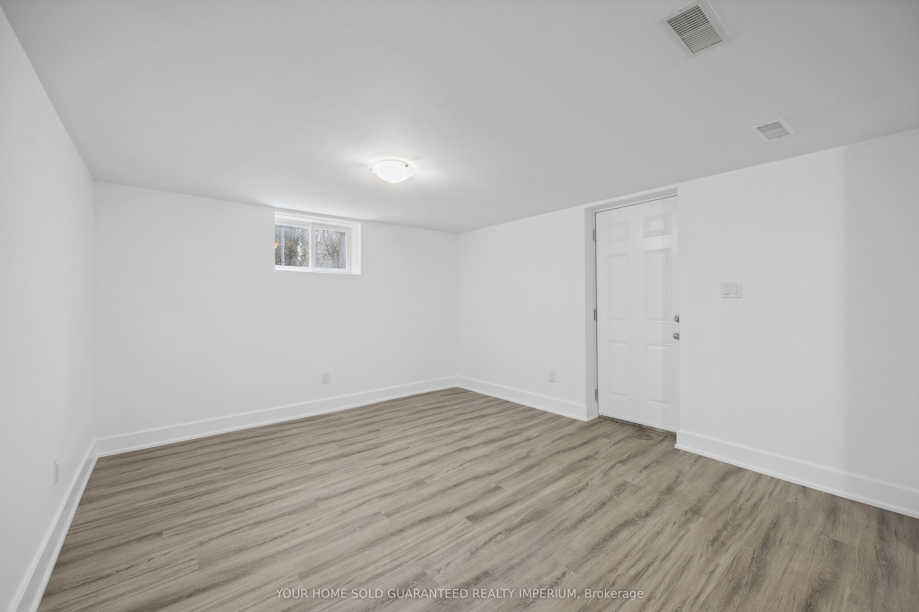 84 Taunton Road W 3, Oshawa, ON L1G 3T2 photo 5