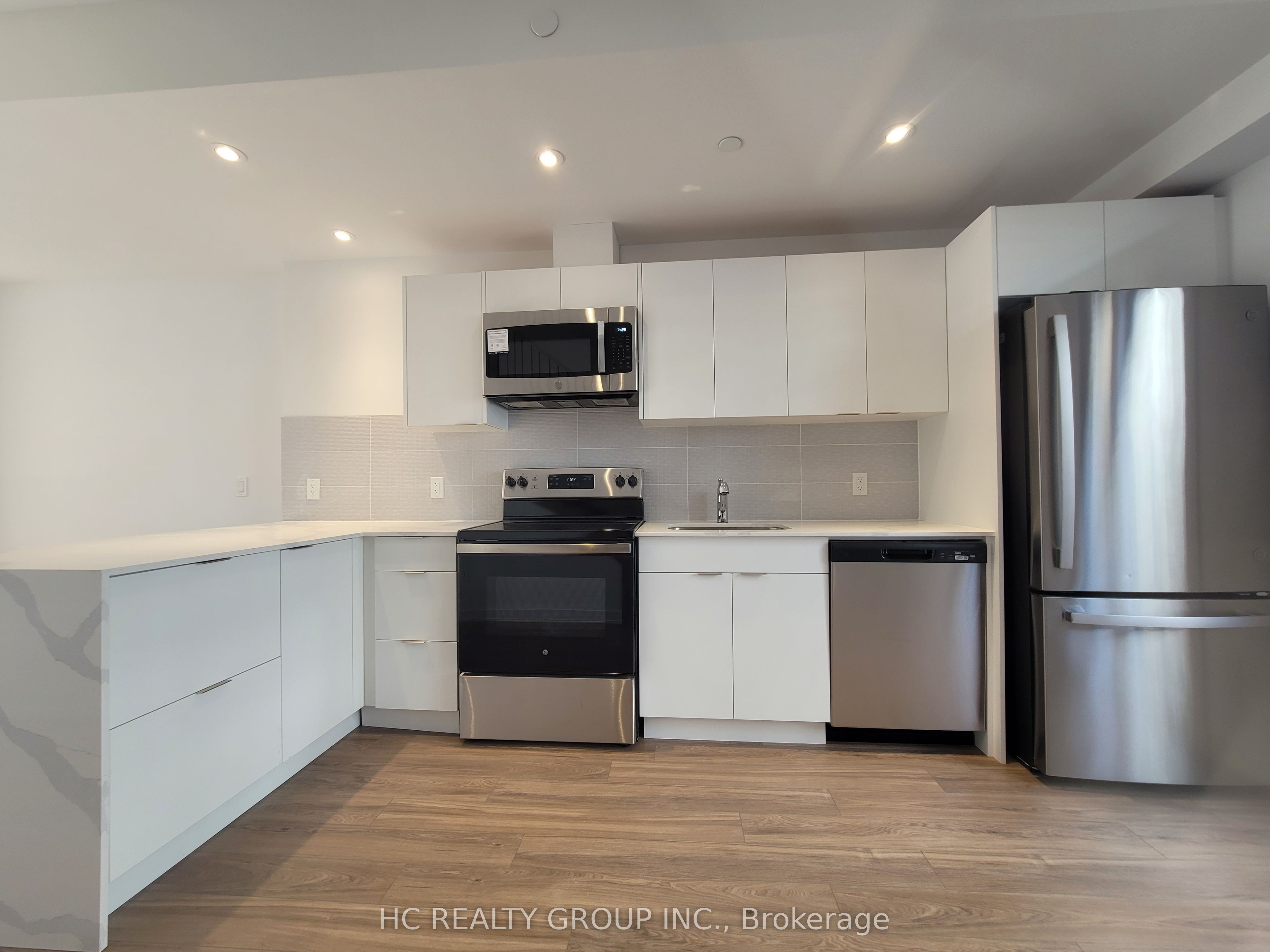 11 Calamint Lane, Toronto, ON M1W 2H1 photo 3