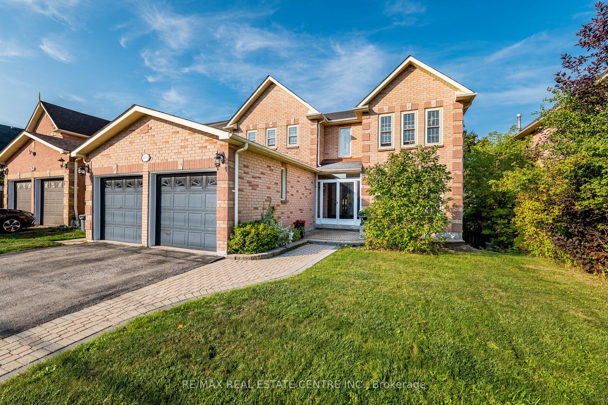 490 Old Harwood Avenue, Ajax, ON L1T 3L1 photo 4