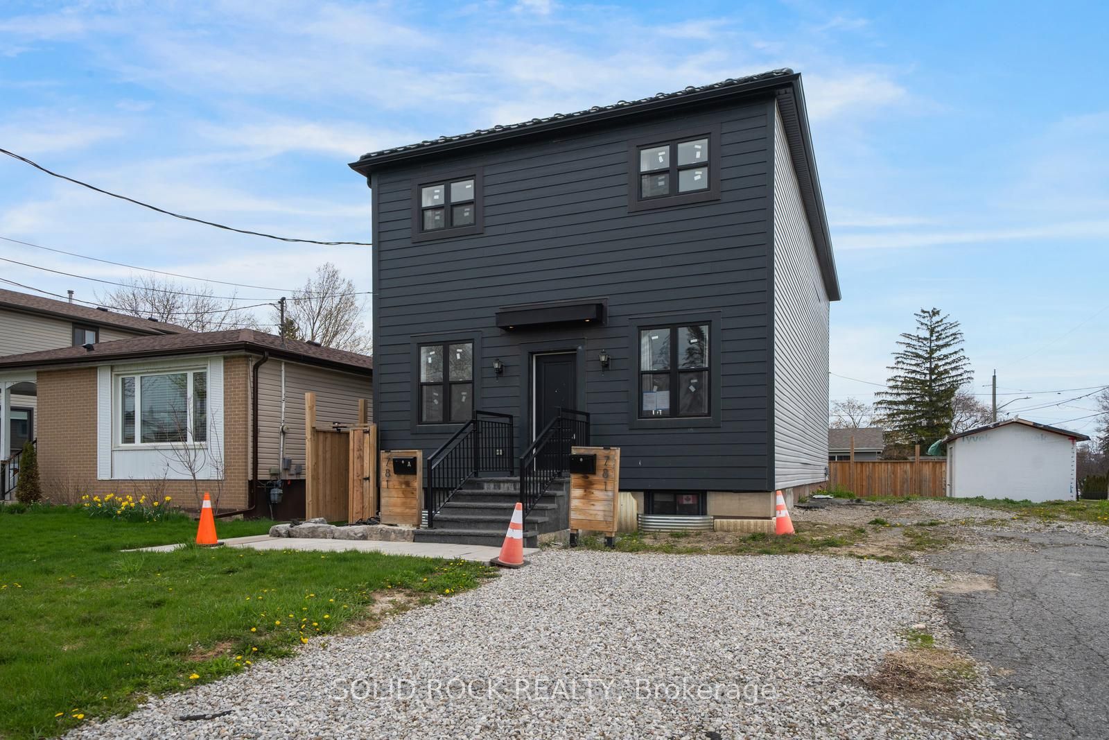 781 Oliva Street, Pickering, ON L1W 2V9 photo 3