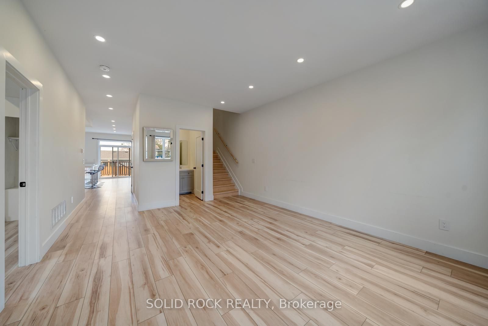 781 Oliva Street, Pickering, ON L1W 2V9 photo 5