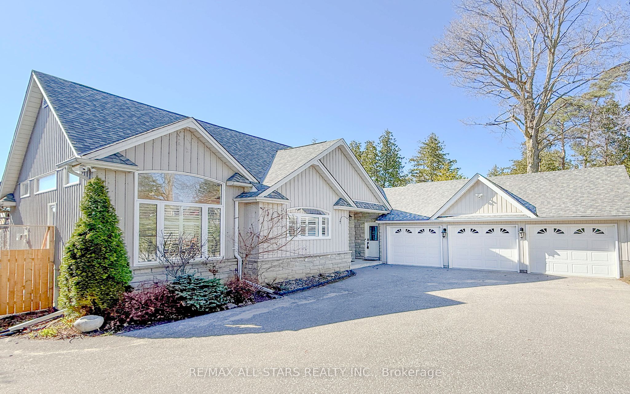 253 Stephenson Point Road, Scugog, ON L9L 1B4 photo 3