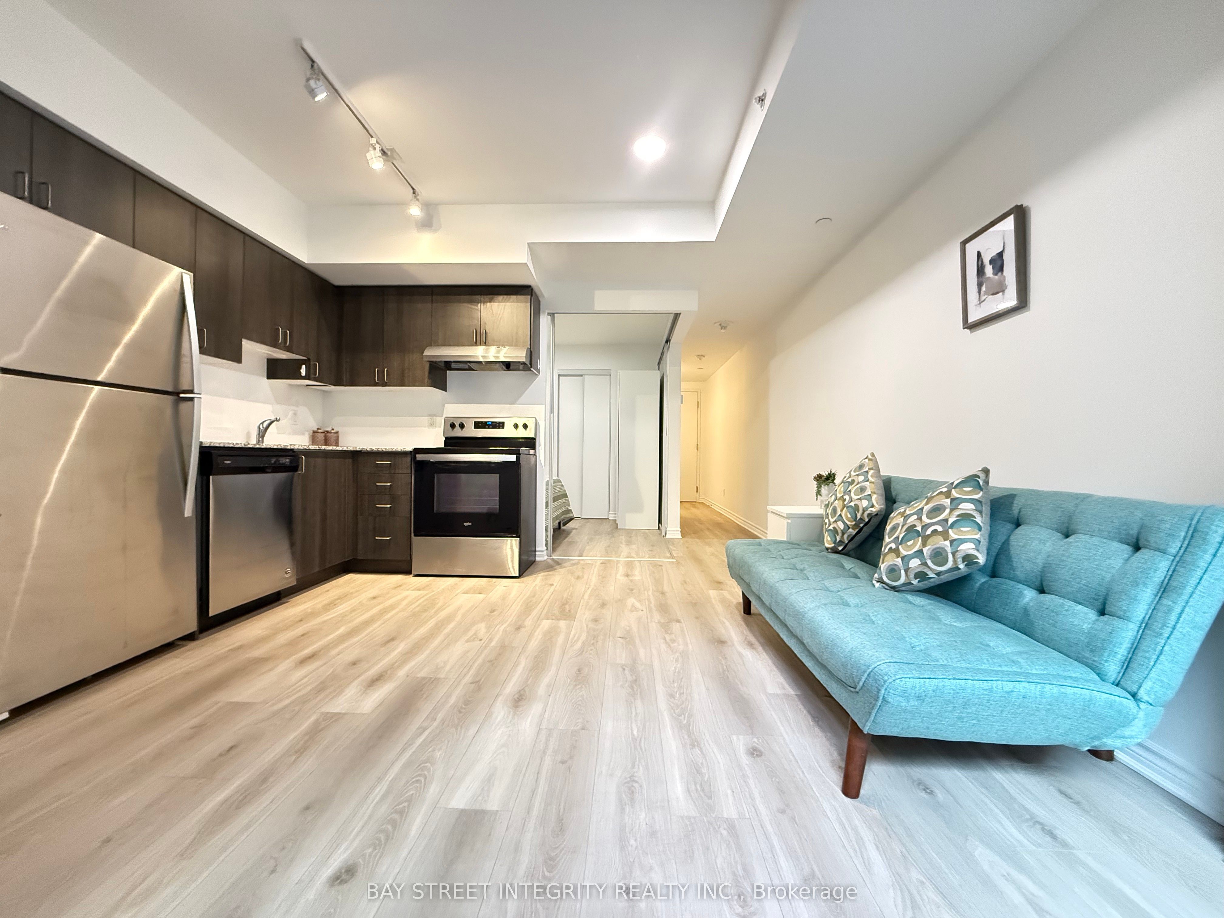 1 Falaise Road 201, Toronto E10, ON M1E 0B9 photo 4