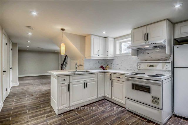 12 Rossander Court, Toronto, ON M1J 2B7 photo 4