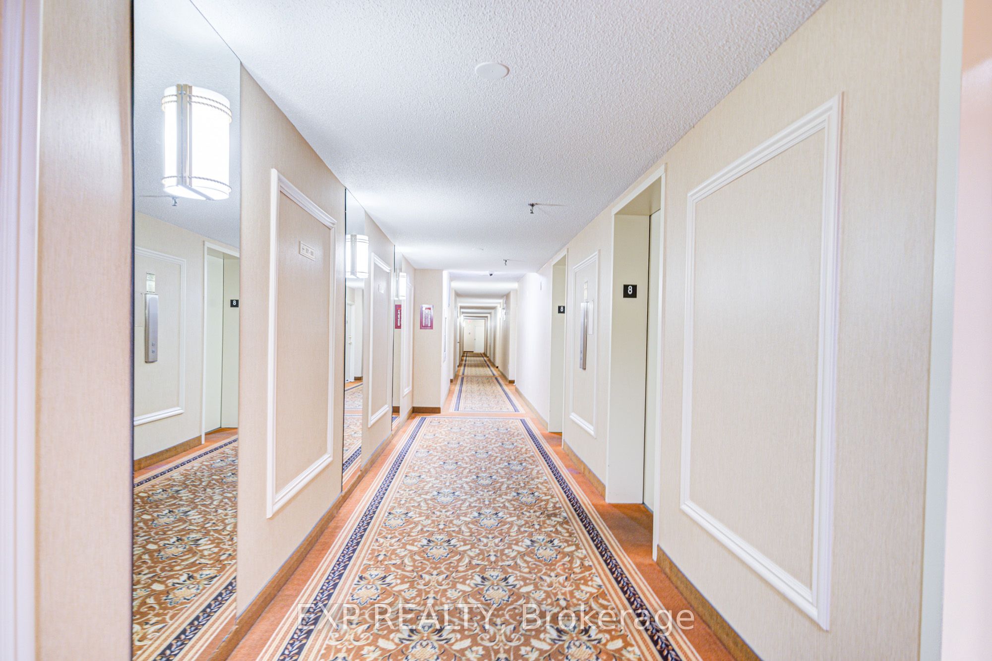 121 Ling Road 808, Toronto, ON M1E 4Y2 photo 4