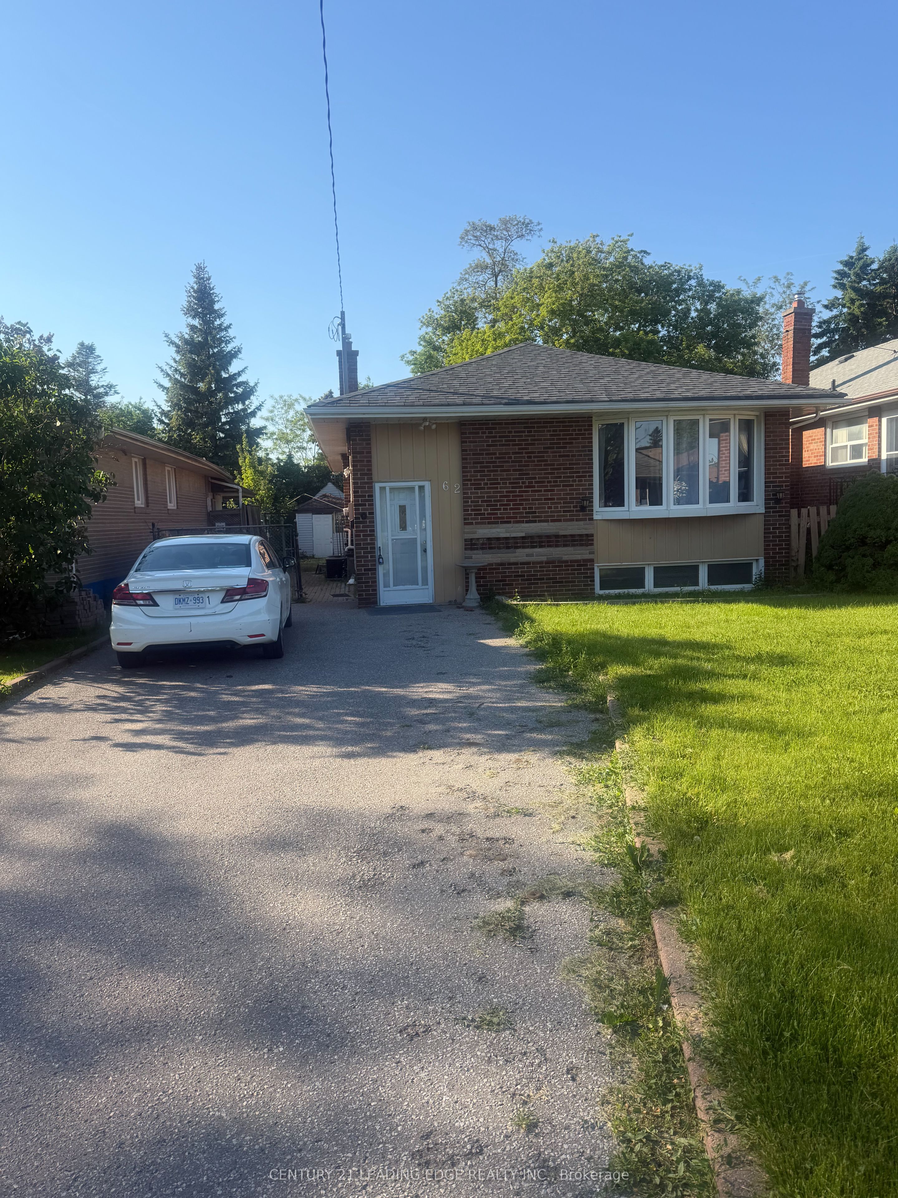 62 Lombardy Crescent Bsmt, Toronto, ON M1K 4N9 photo 2