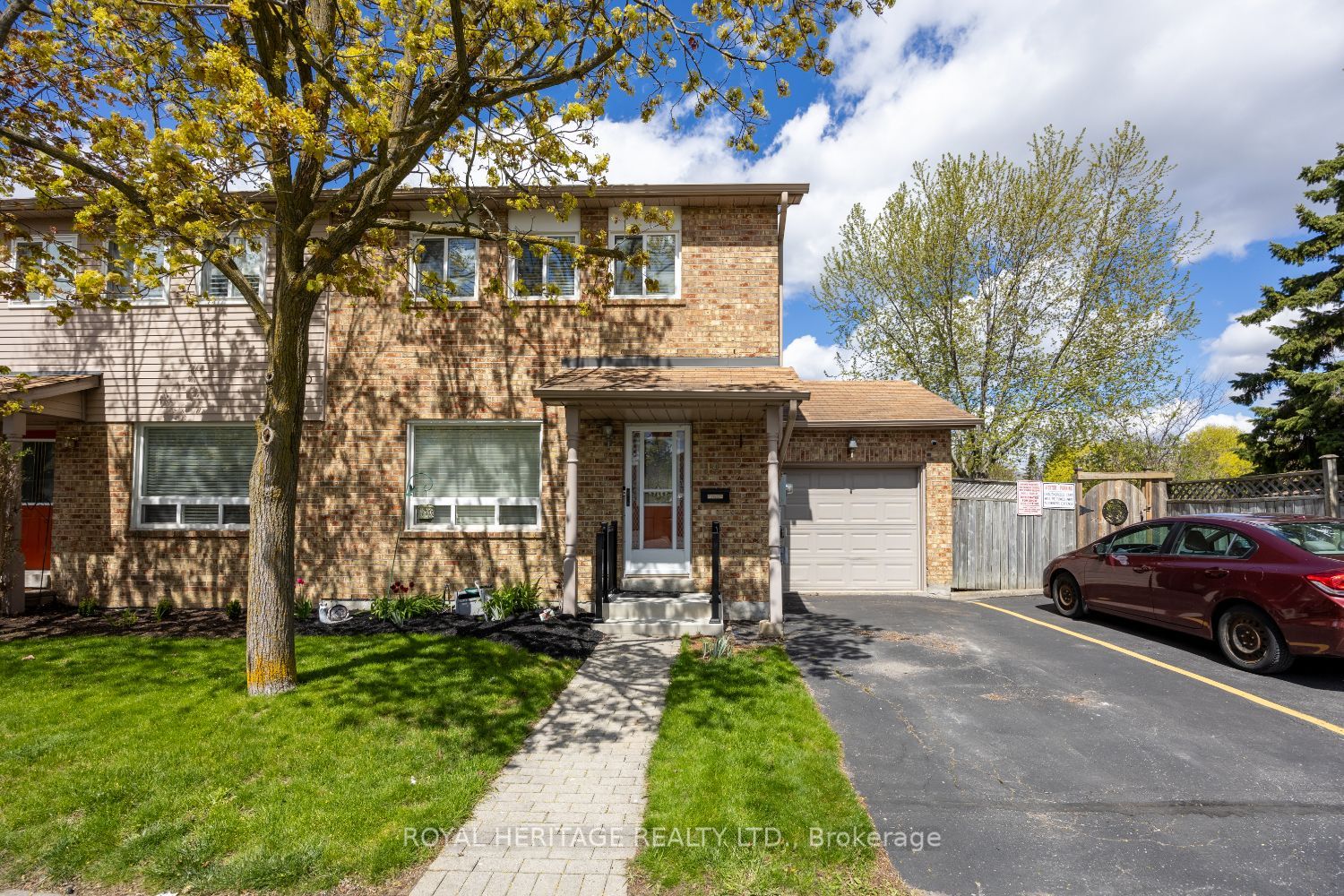 1640 Nichol Avenue S 14, Whitby, ON L1N 8P6 photo 3