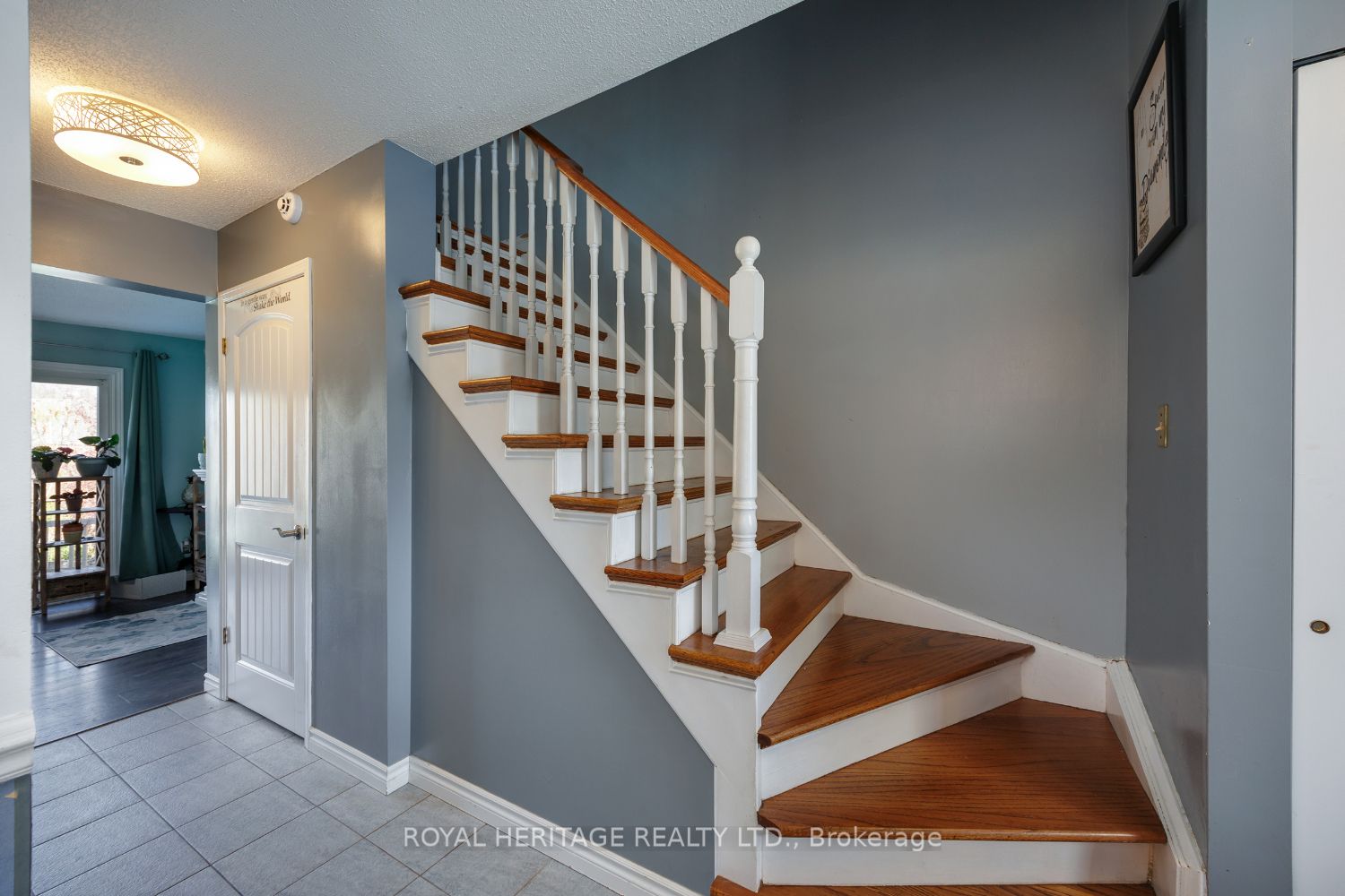 1640 Nichol Avenue S 14, Whitby, ON L1N 8P6 photo 5