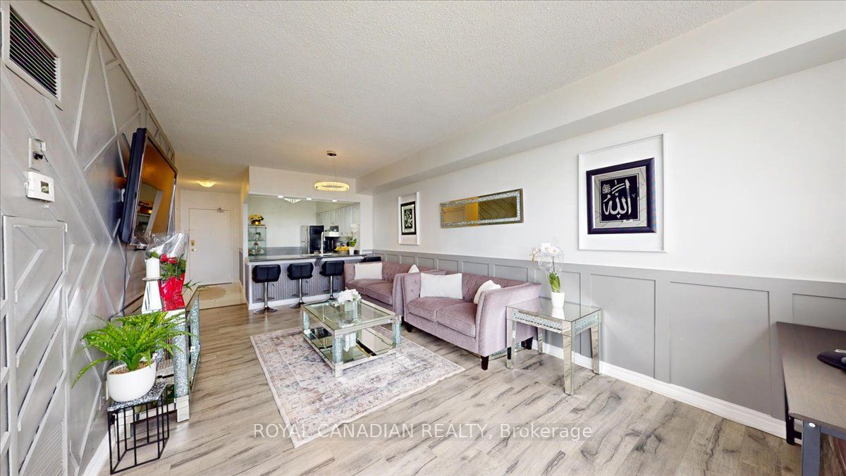 410 Mclevin Avenue 1011, Toronto, ON M1B 5J5 photo 3