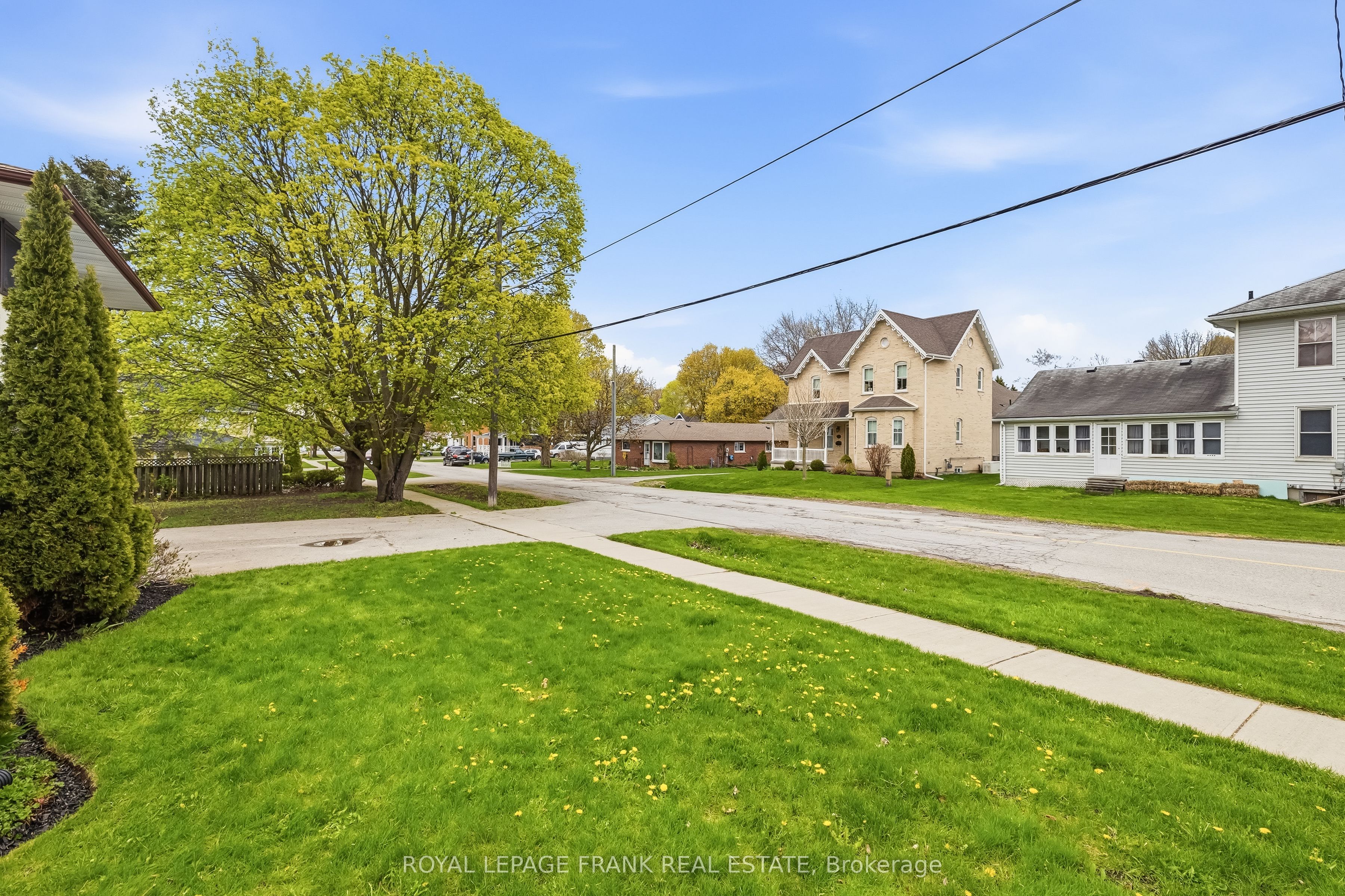69 Casimir Street, Scugog, ON L9L 1B7 photo 3