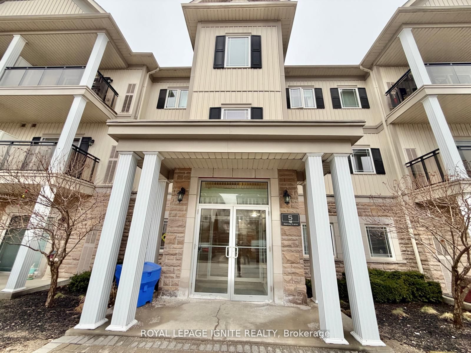 5 Sidney Lane 302, Clarington, ON L1C 0N6 photo 2