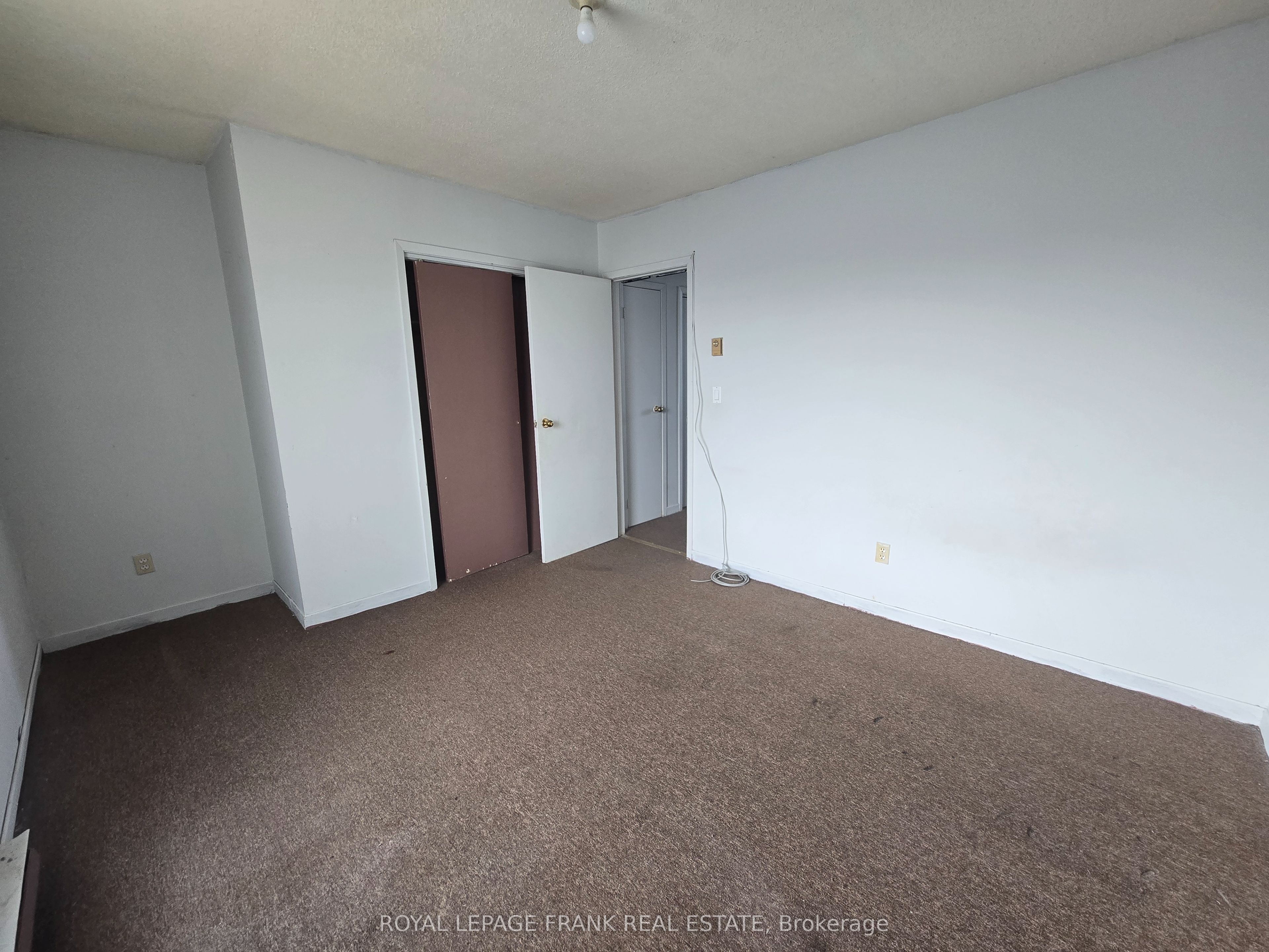 15 King Street E Apartment #5, Clarington, ON L1C 1N1 photo 5