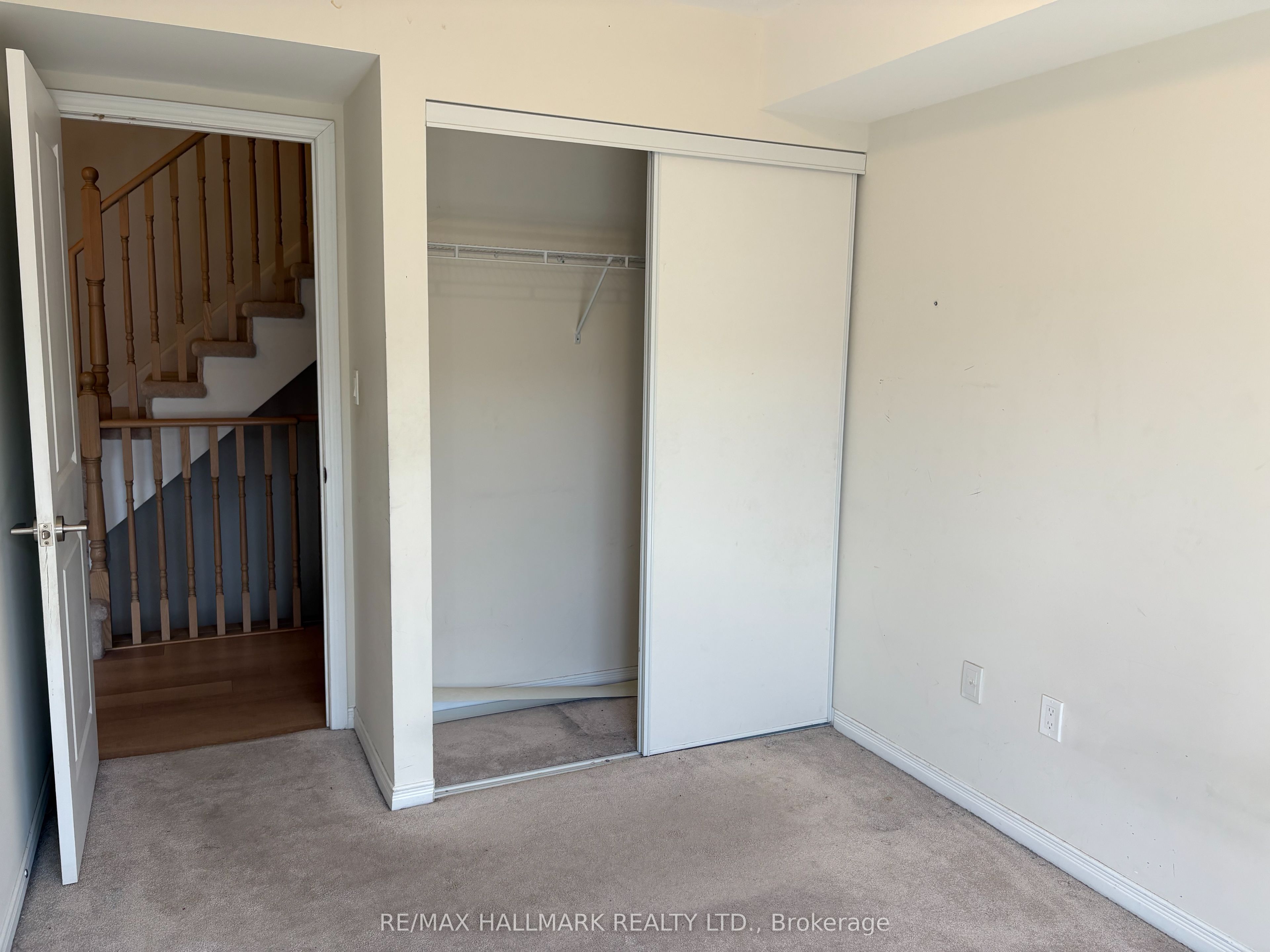 1070 Progress Avenue 306, Toronto, ON M1B 0C5 photo 5