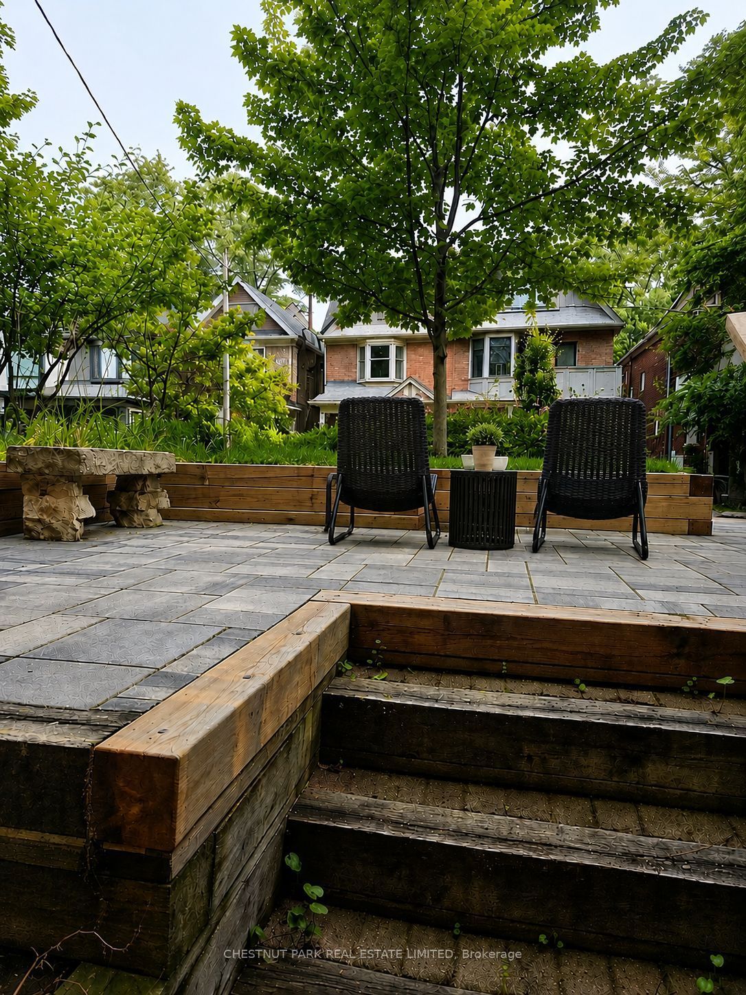 10 Wroxeter Avenue Lower, Toronto, ON M4K 1J6 photo 4