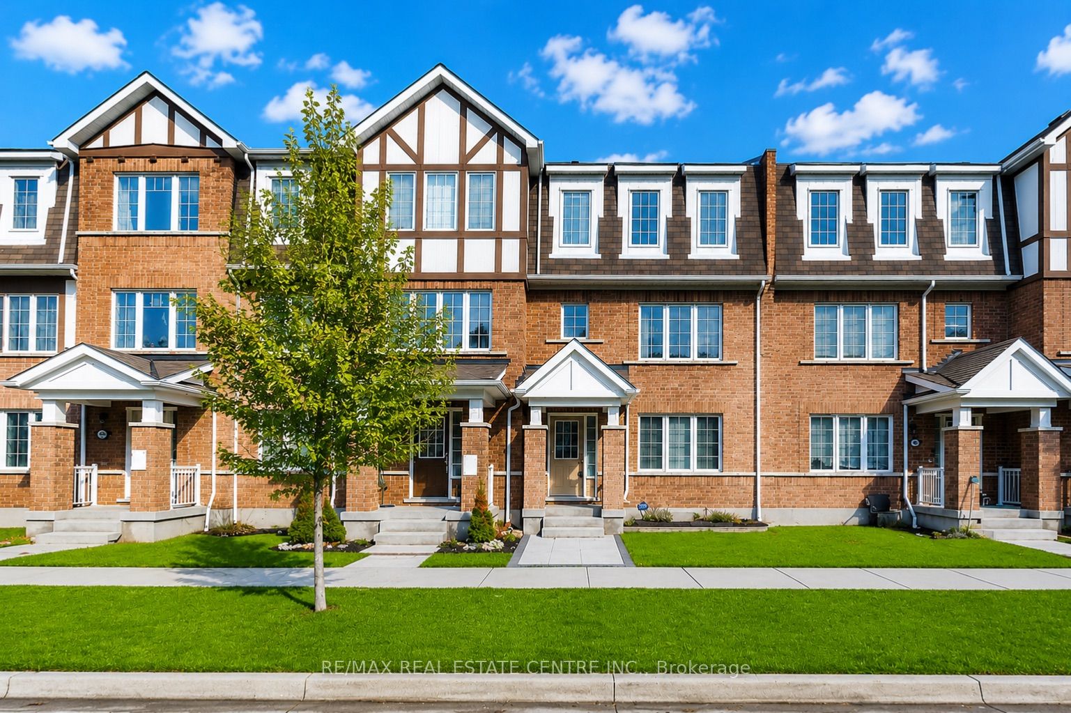 32 Bluegill Crescent, Whitby, ON L1P 0E4 photo 3