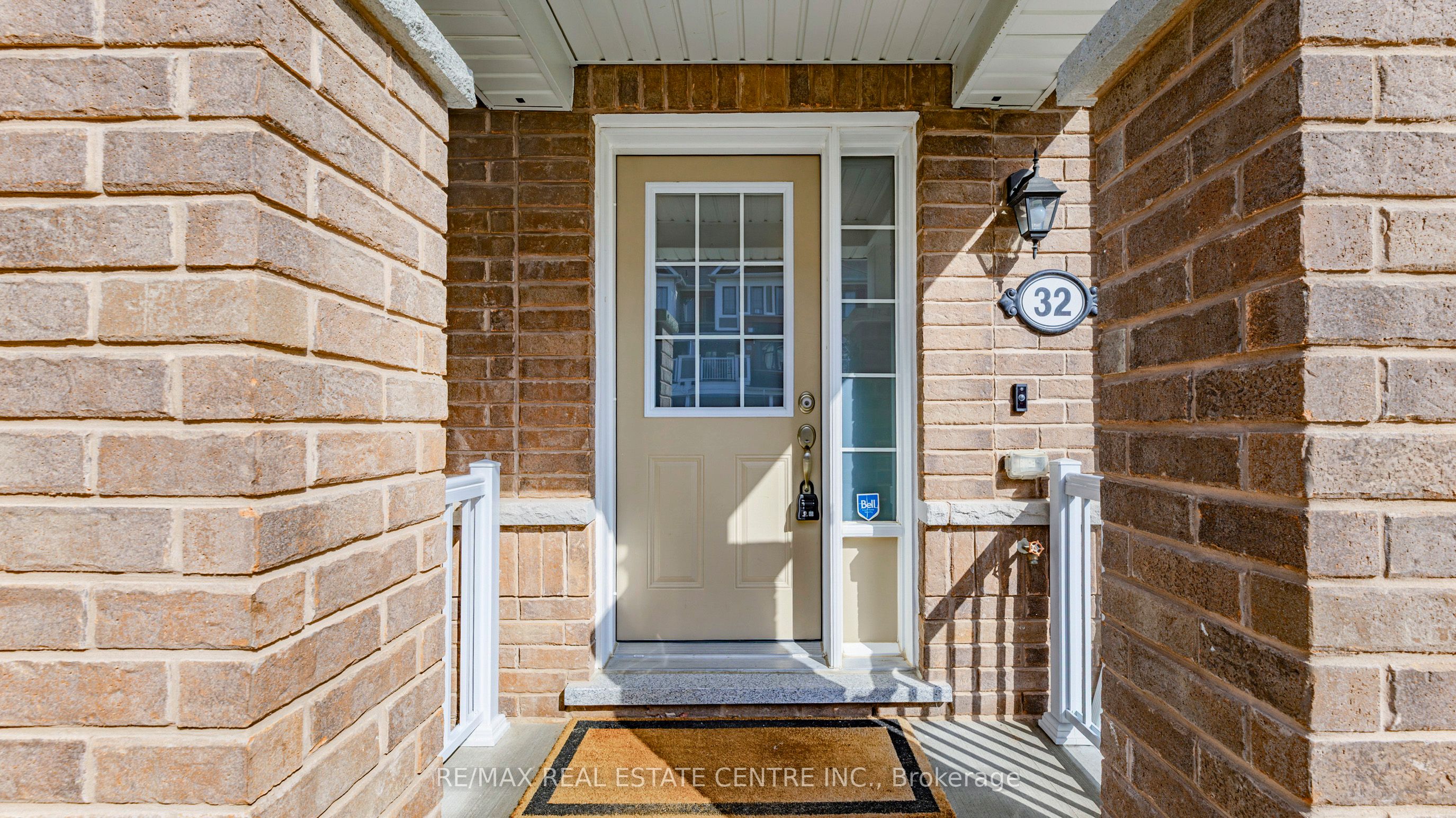 32 Bluegill Crescent, Whitby, ON L1P 0E4 photo 4