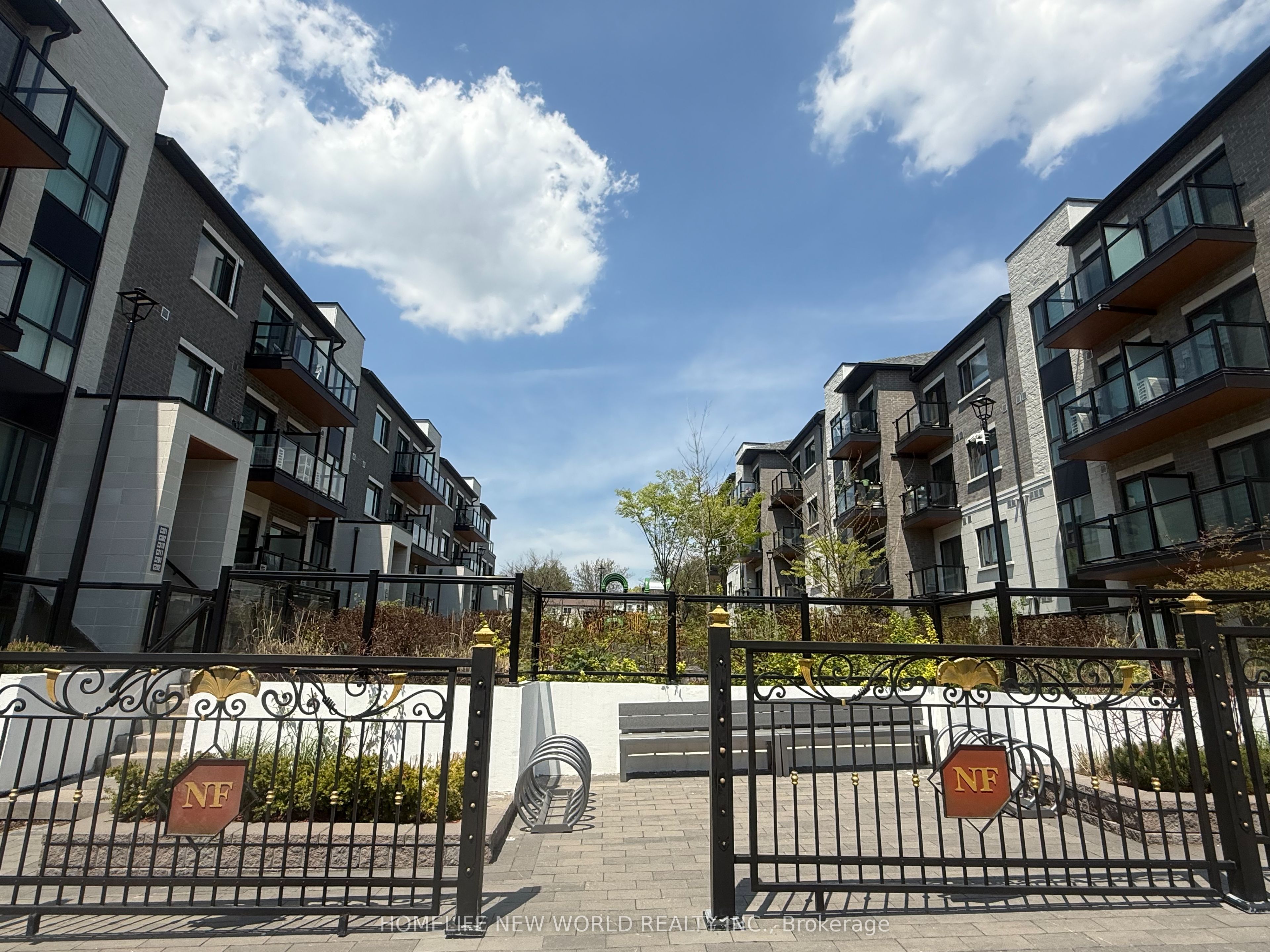 60 Morecambe Gate C319, Toronto, ON M1W 0A9 photo 2