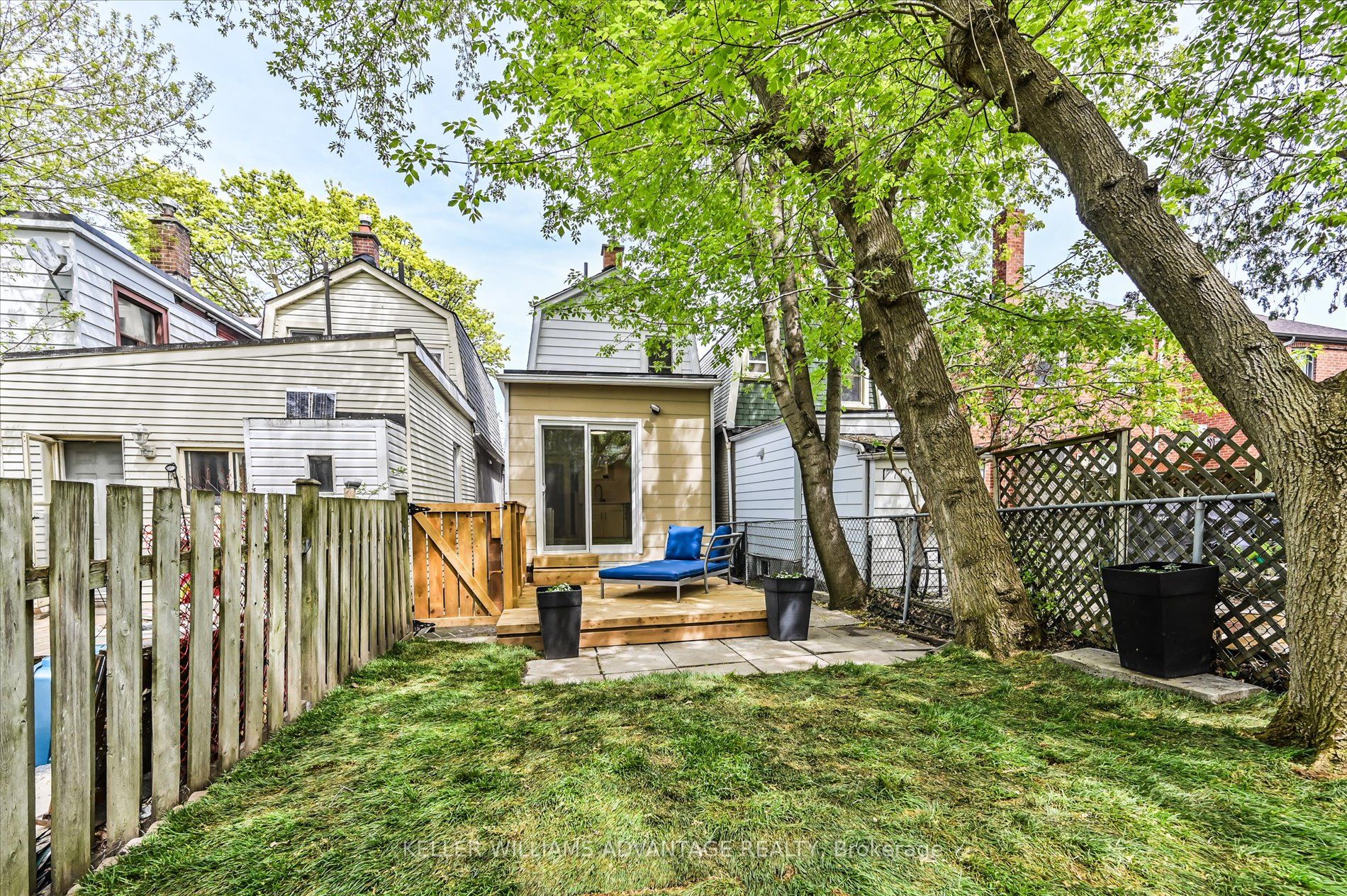 294 Cedarvale Avenue, Toronto, ON M4C 4K4