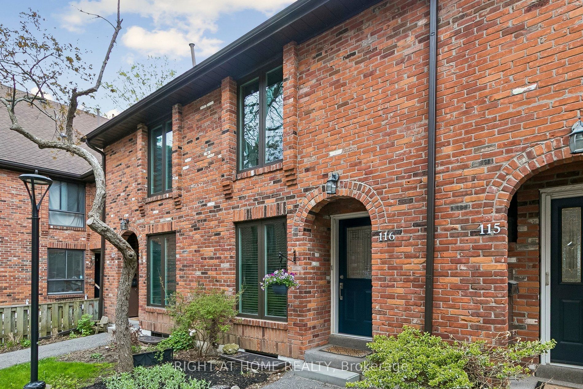 26 Livingston Road 116, Toronto, ON M1E 4S4 photo 3