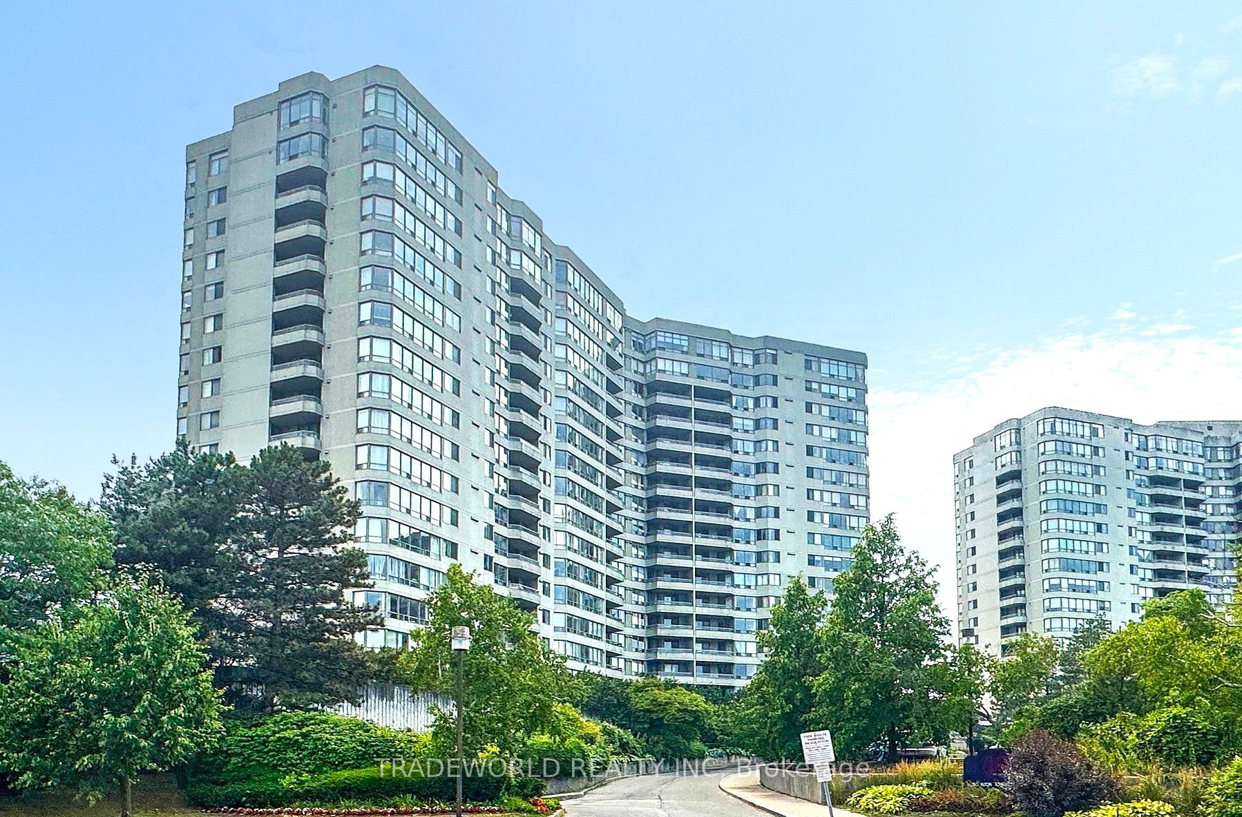 150 Alton Towers Circle 405, Toronto, ON M1V 4X7