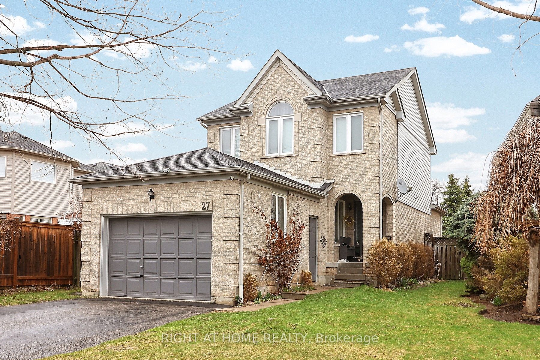 27 Foundry Lane, Whitby, ON L1P 1M5 photo 3