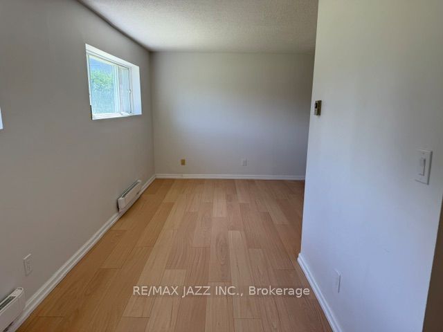 455 Trick Avenue 101, Oshawa, ON L1G 7T7 photo 4