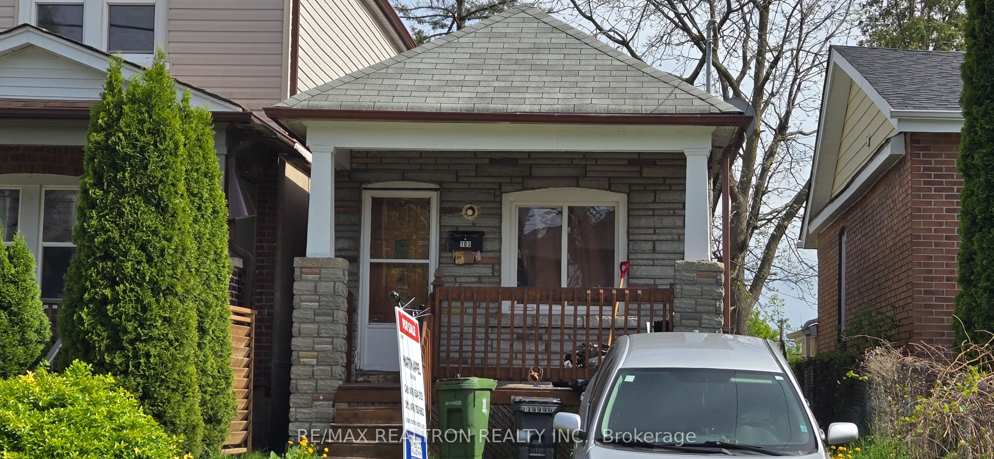 103 Denton Avenue, Toronto, ON M1L 1G5