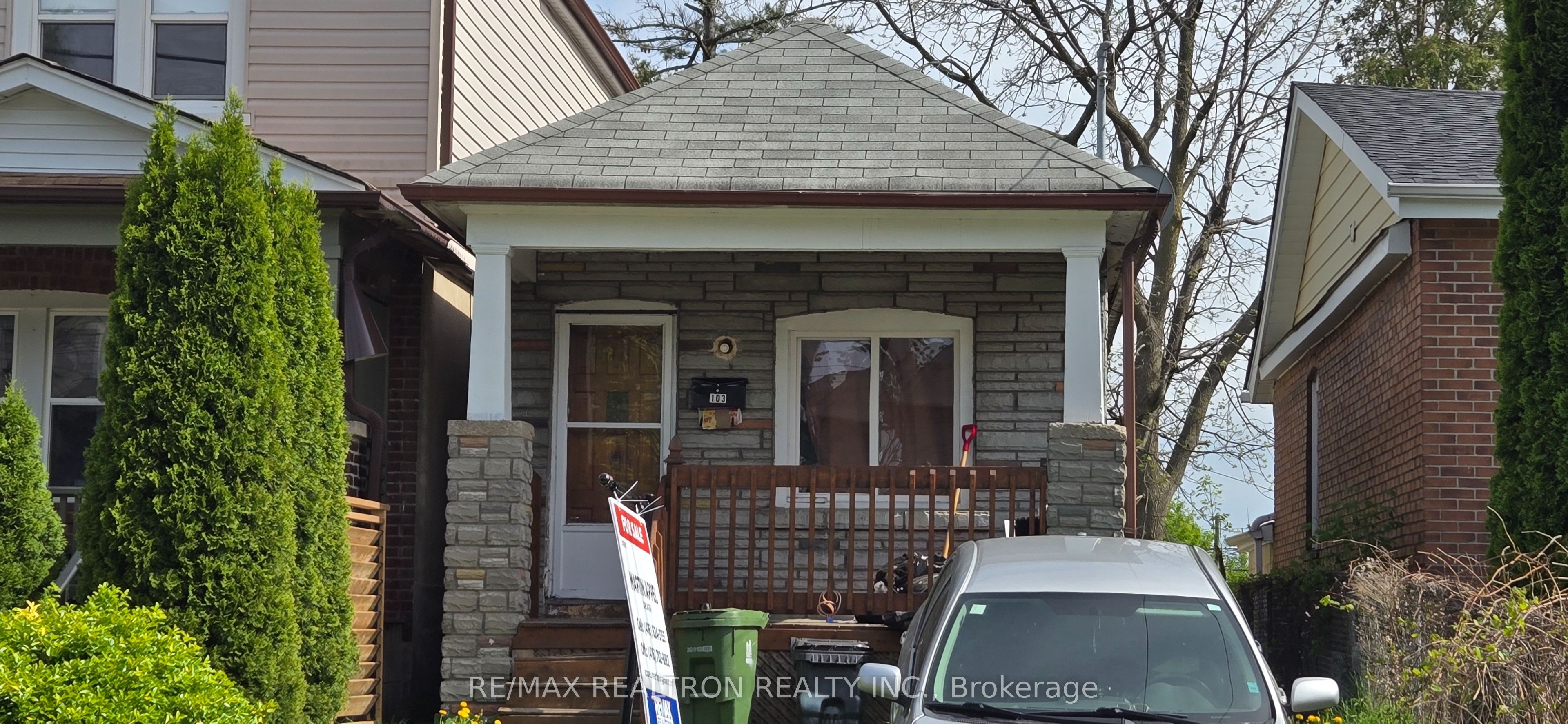 103 Denton Avenue, Toronto, ON M1L 1G5 photo 2