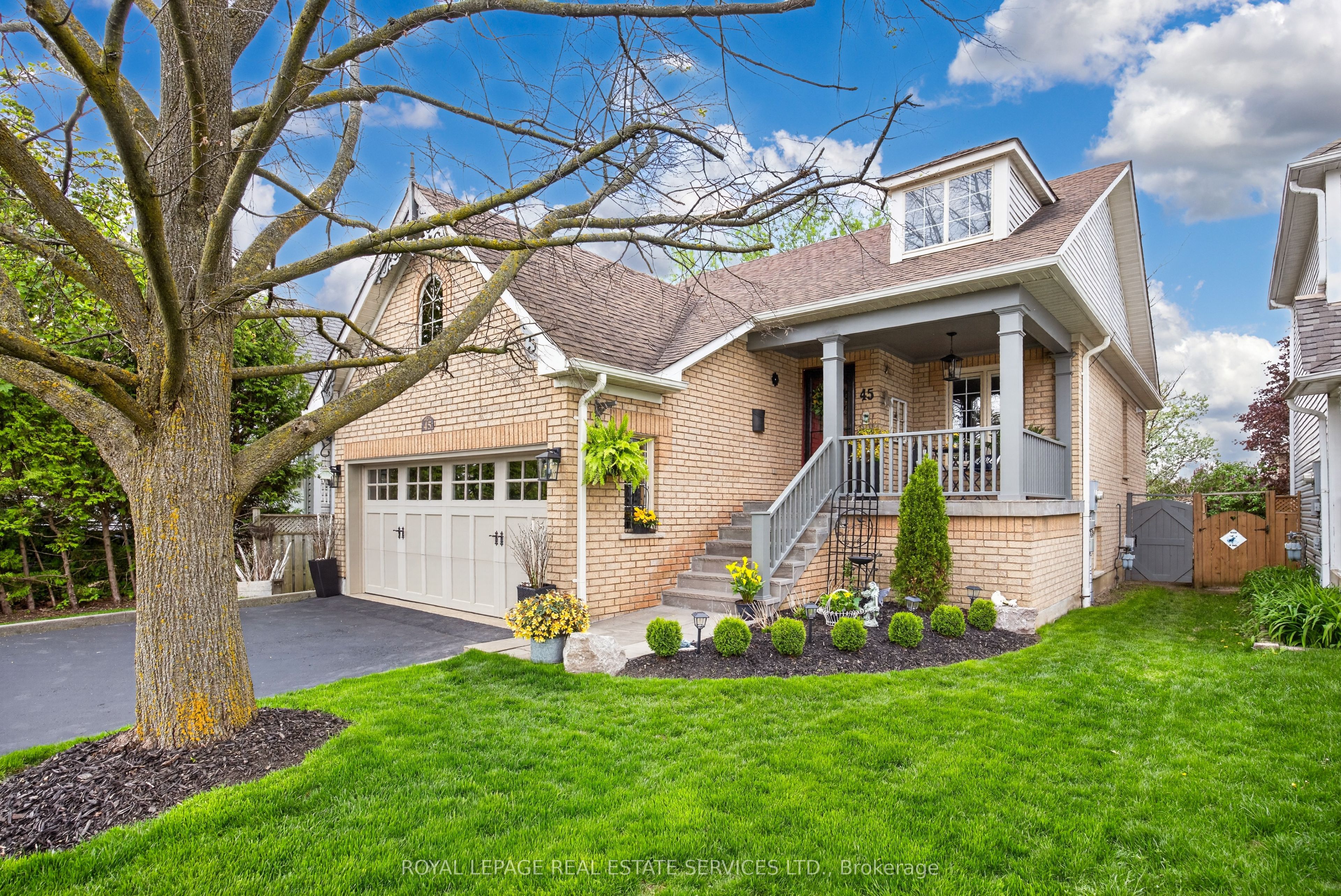 45 Rosemarie Crescent, Whitby, ON L1M 1G6 photo 2