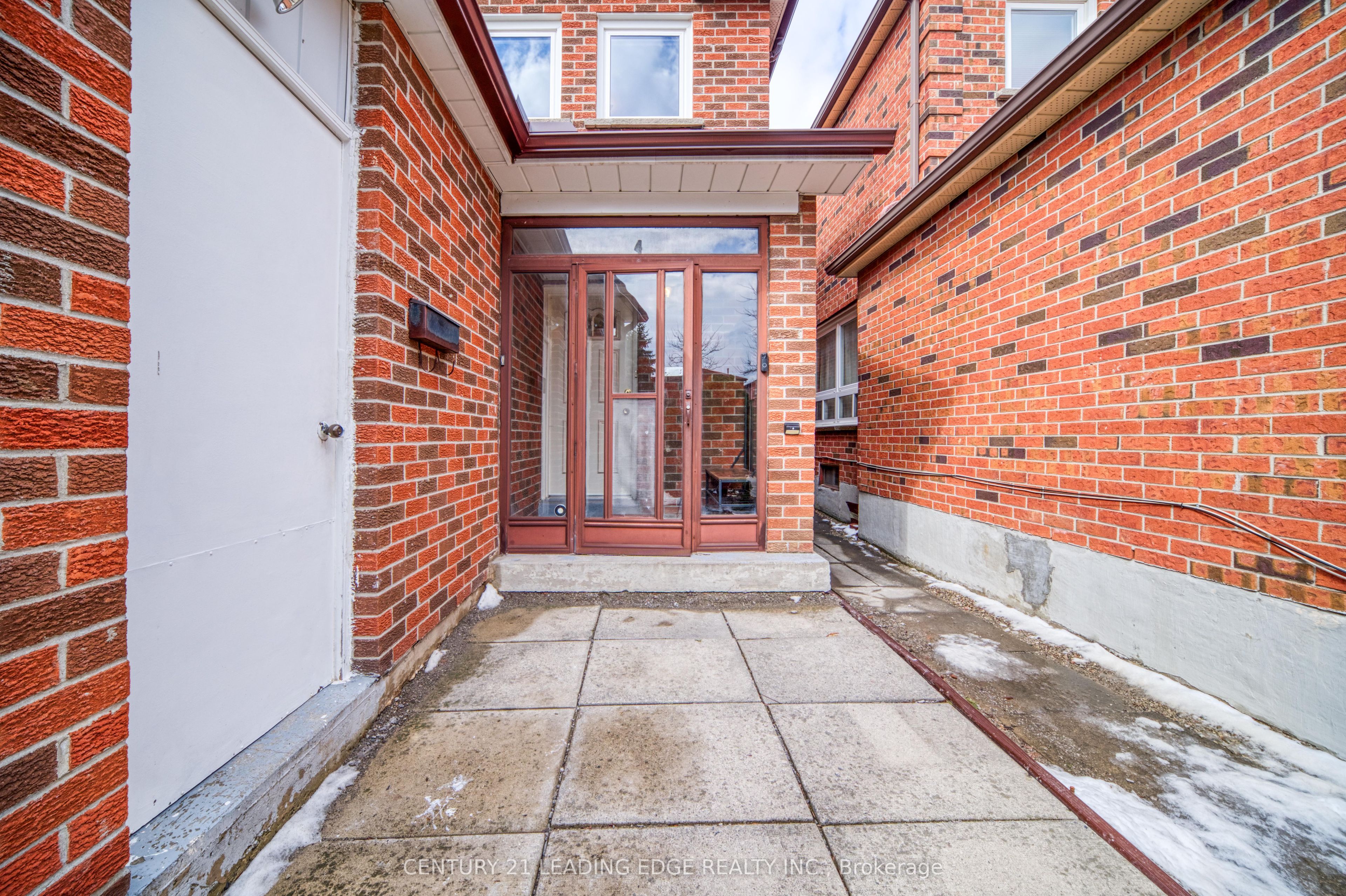 4 Treerun Avenue, Toronto, ON M1V 3K6 photo 3